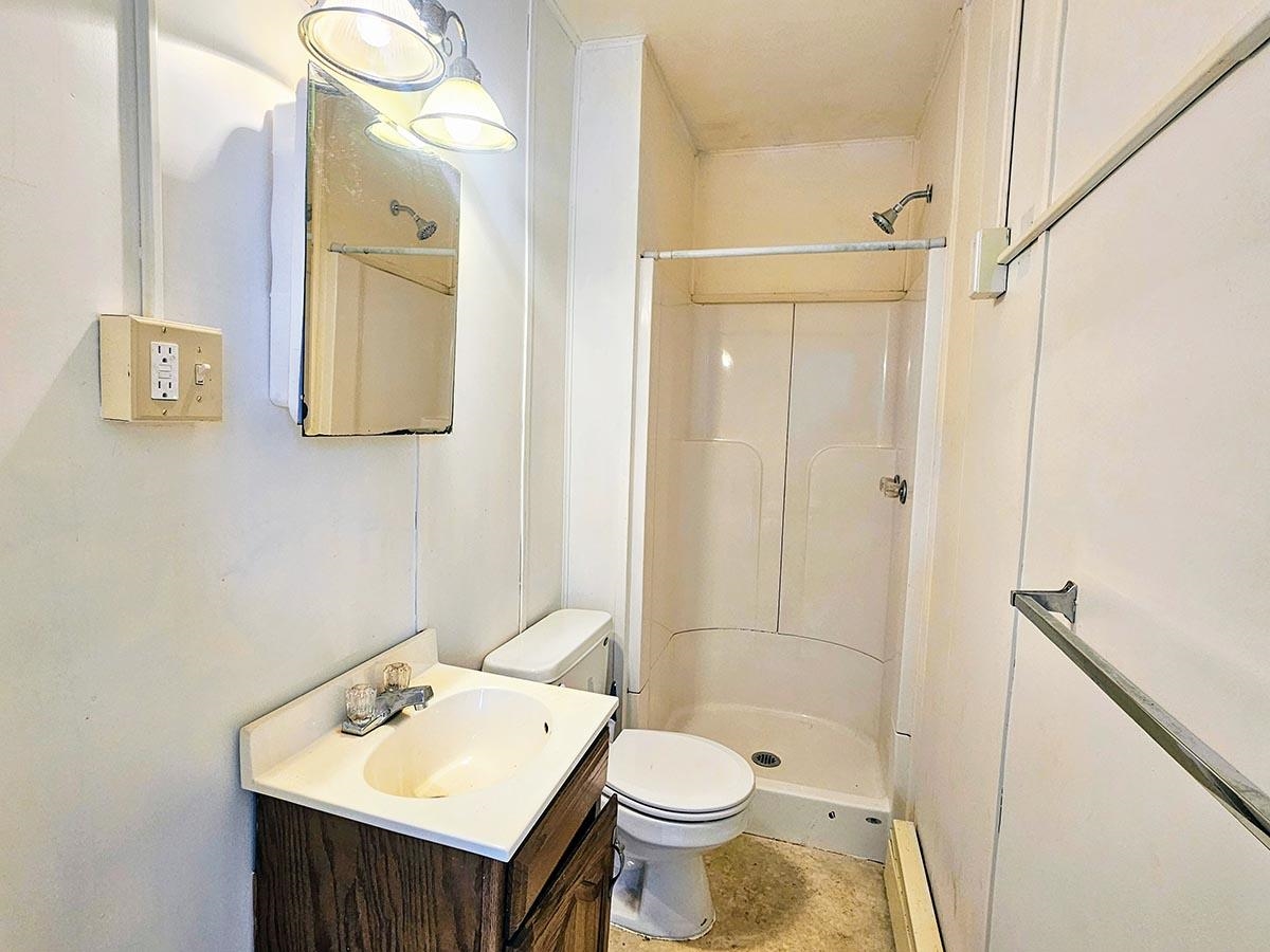 23-25 Lower Weldon Street Property Photo 19