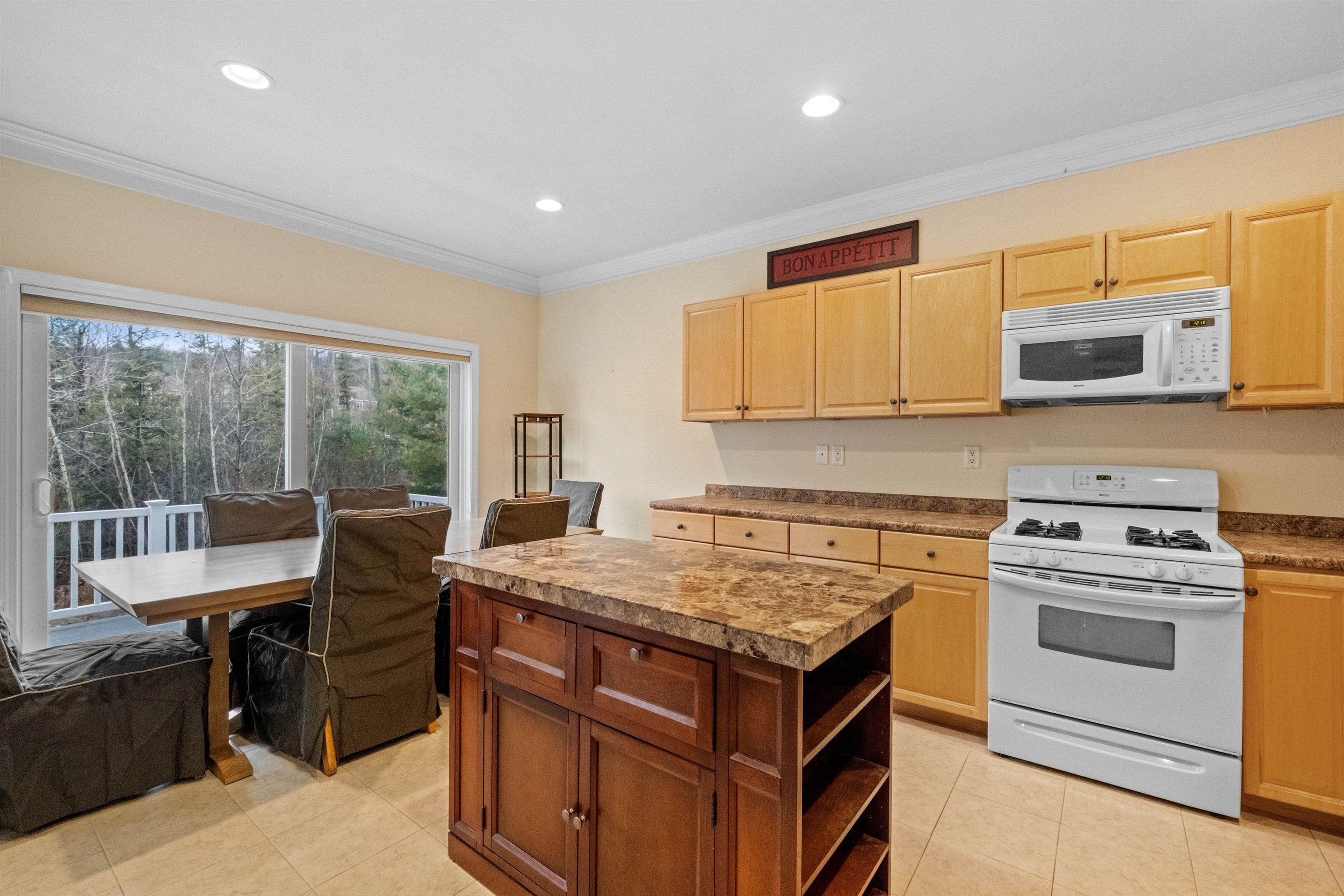 110 Woodland Loop B Property Photo 12