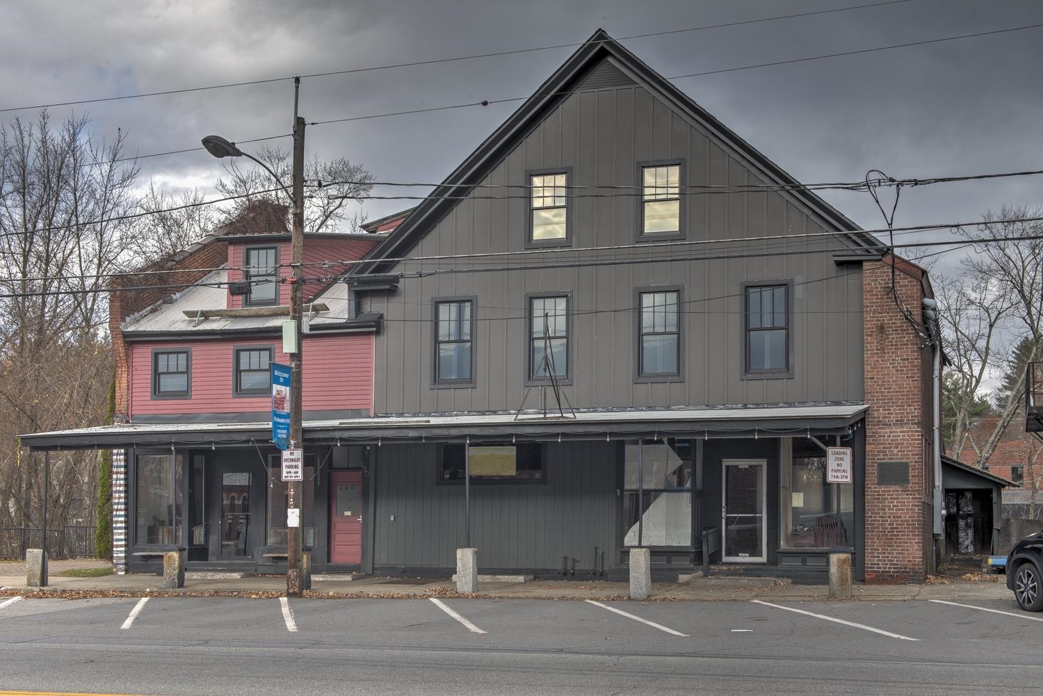 130 Main Street Property Photo