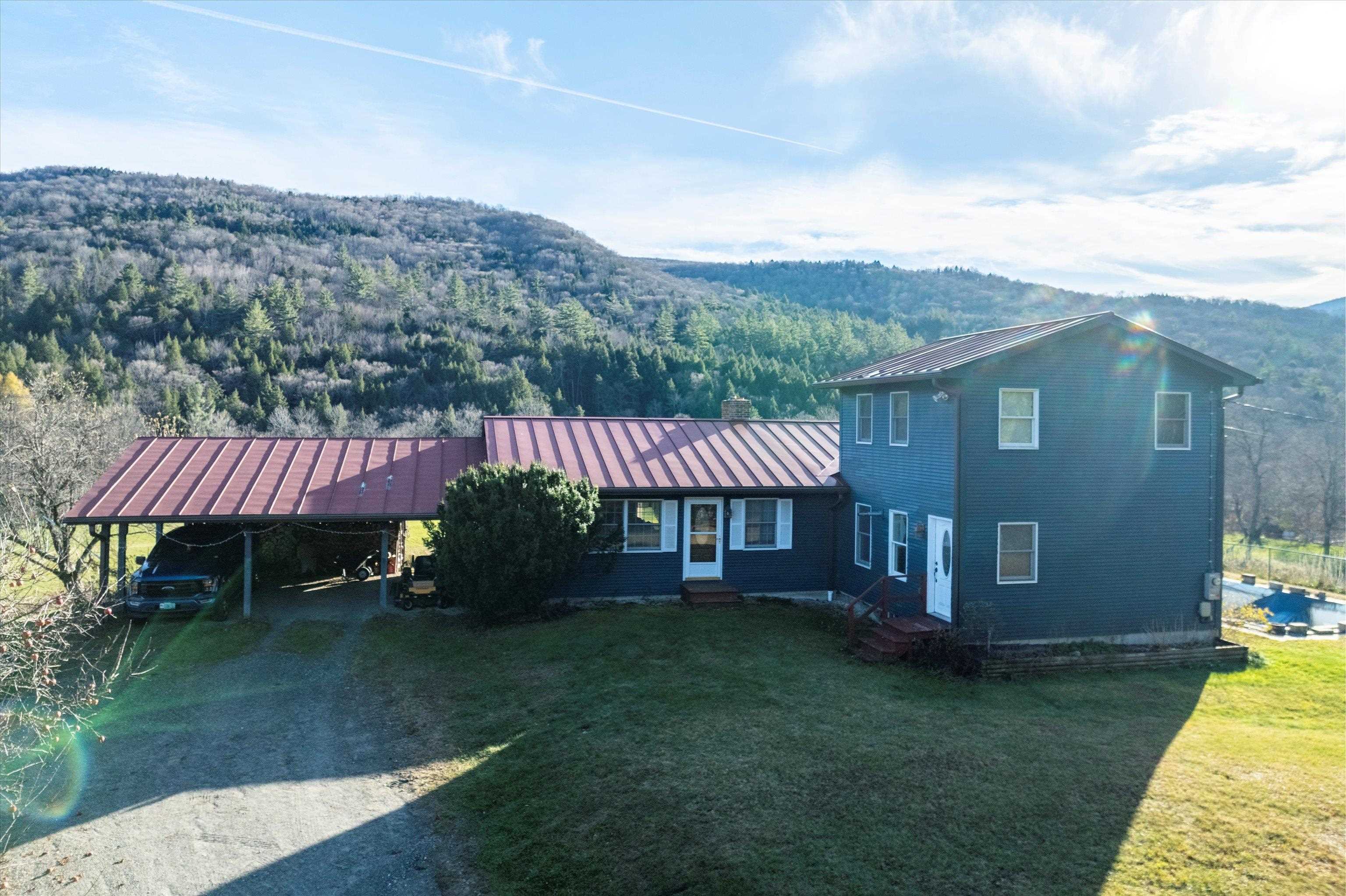 1319 Brandon Mountain Road Property Photo 3