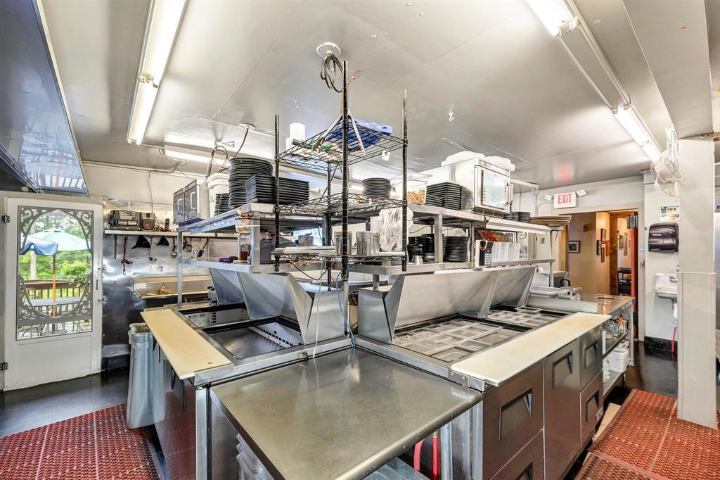 41 Park Street Property Photo 16