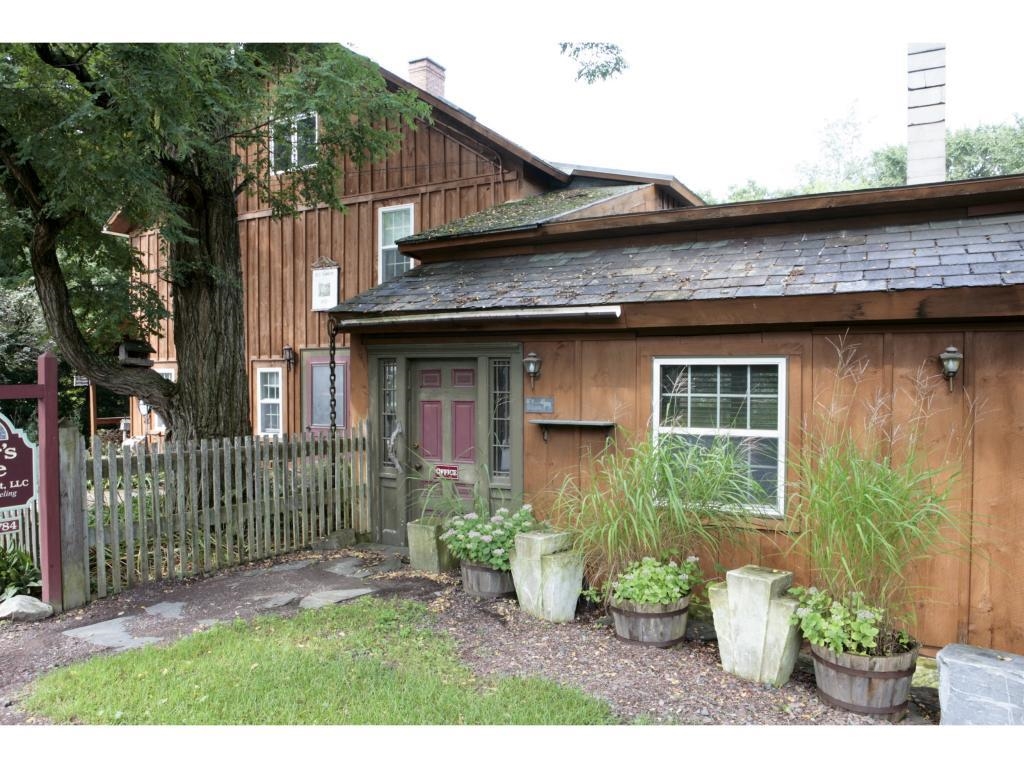 212 Thrall Road Property Photo 4