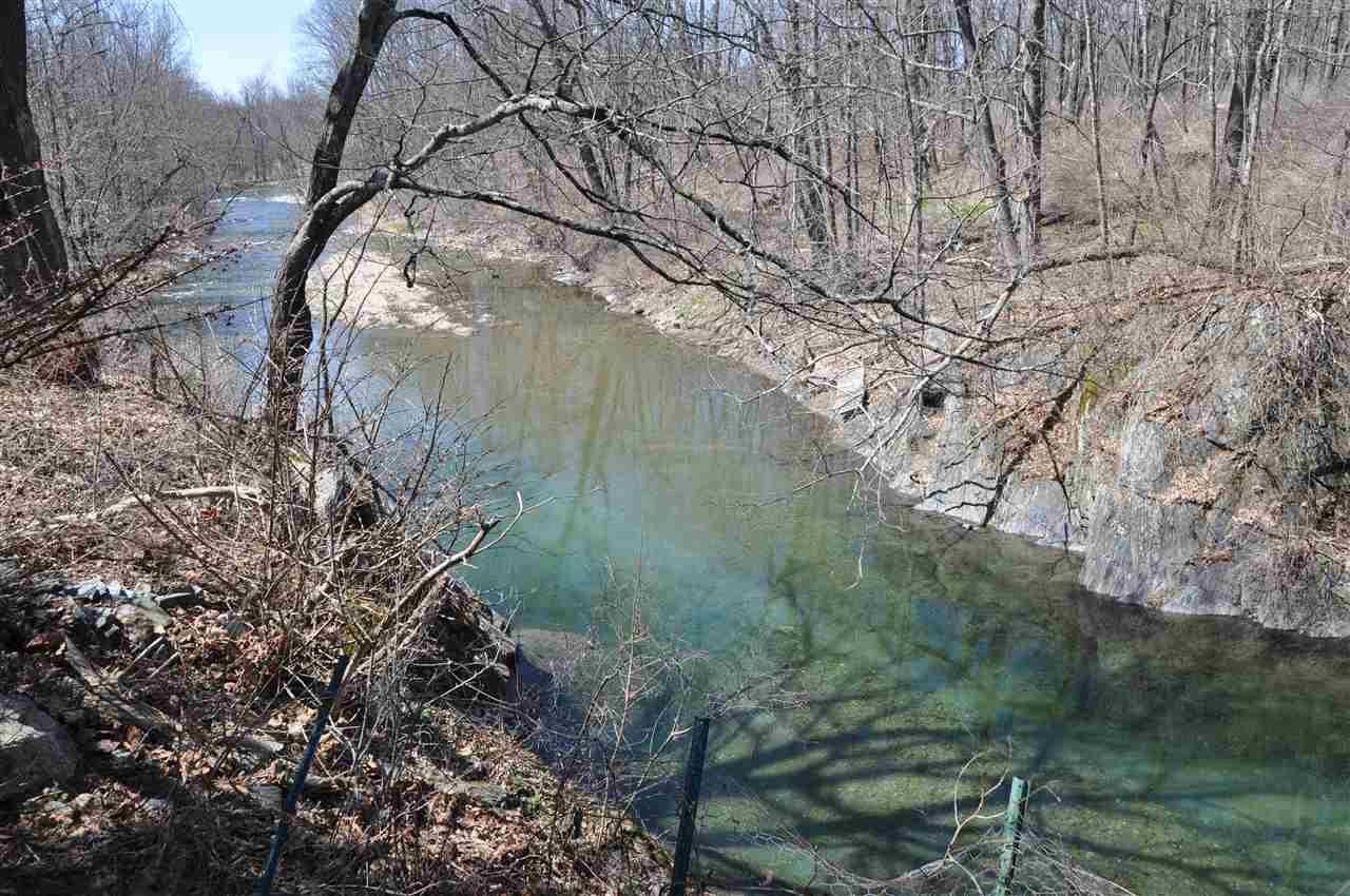 212 Thrall Road Property Photo 8