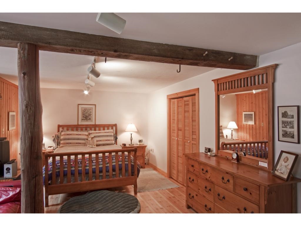 212 Thrall Road Property Photo 14