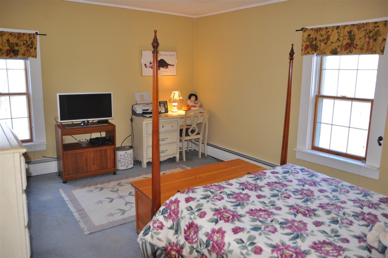 212 Thrall Road Property Photo 16