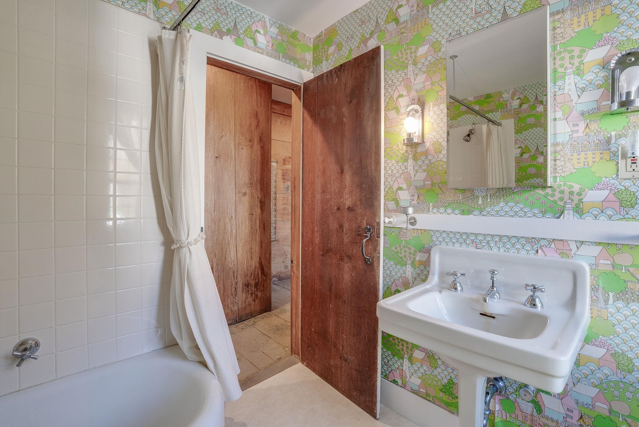 88 Saunders Road Property Photo 49