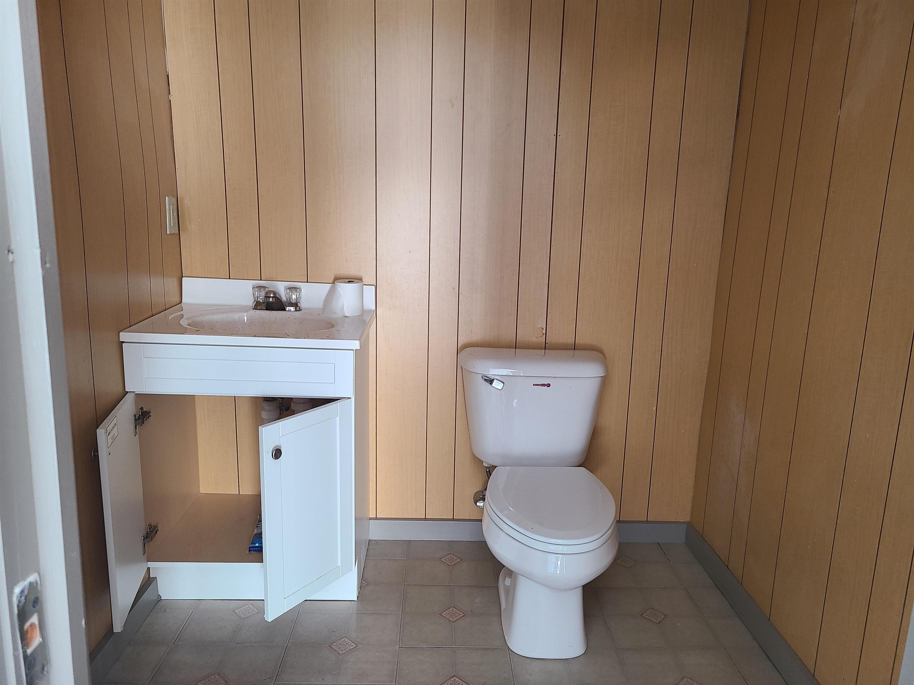 12 Southmayd Street Property Photo 18