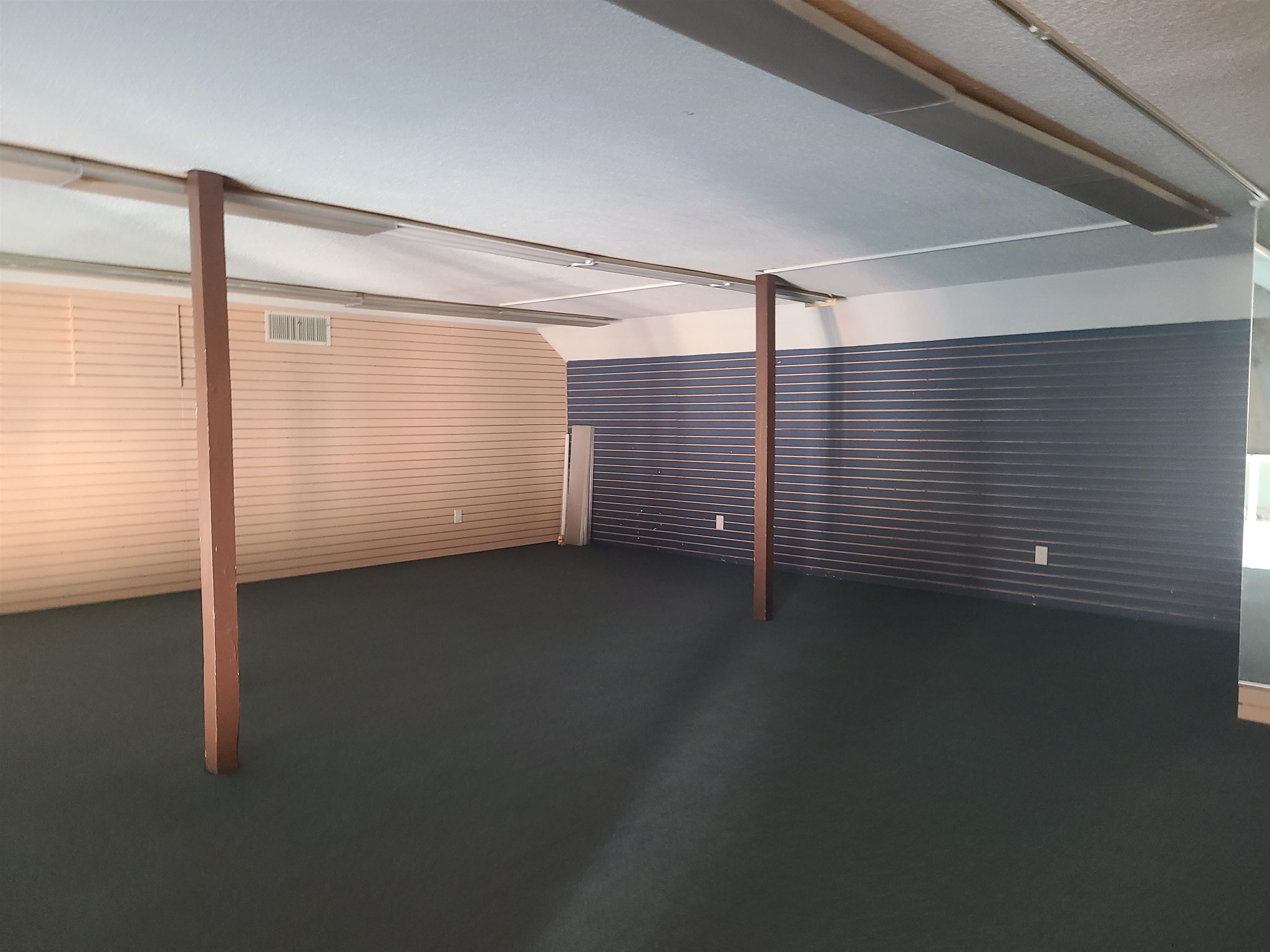 12 Southmayd Street Property Photo 22