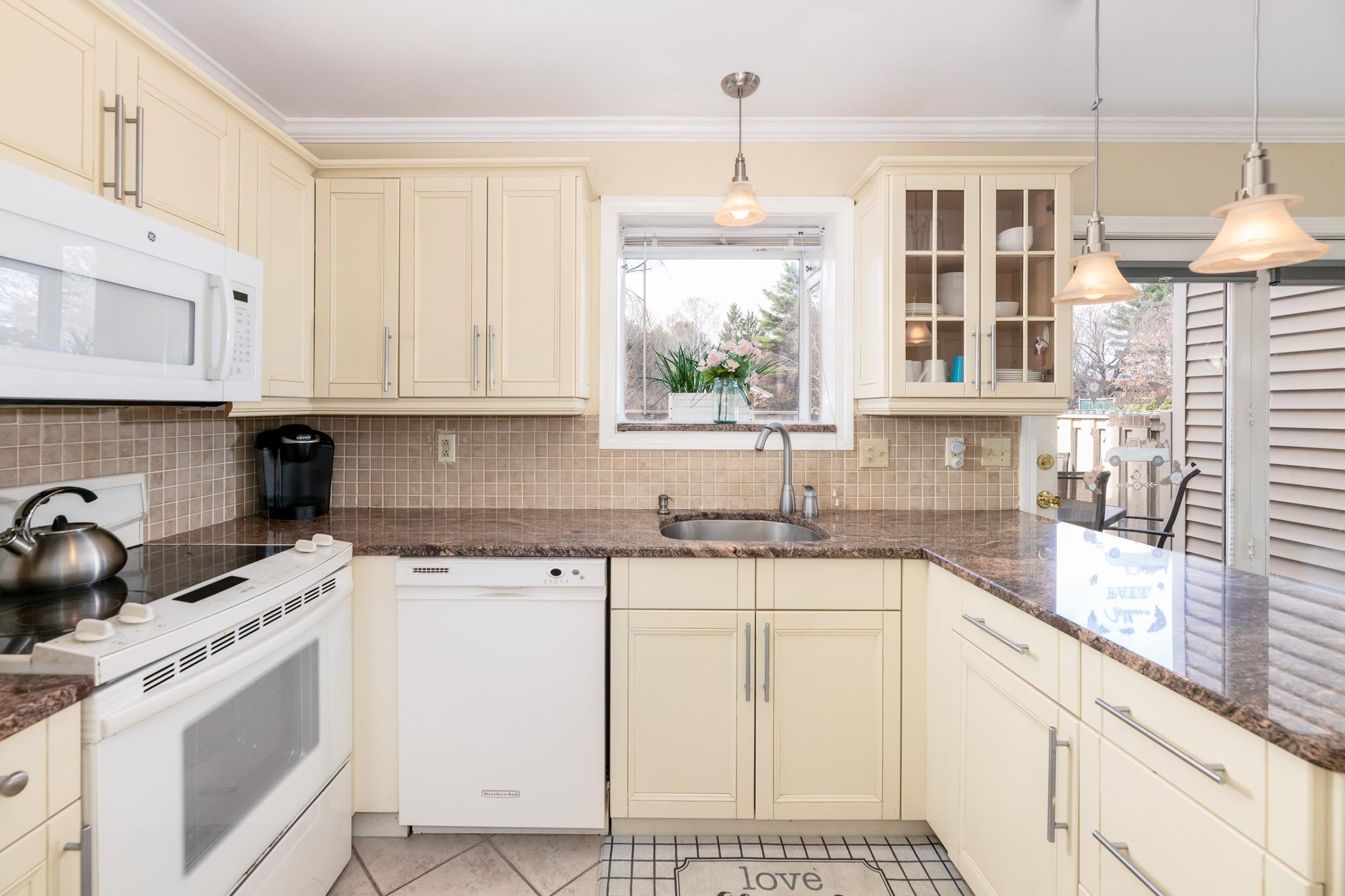 336 Intervale Road G2 Property Photo 5