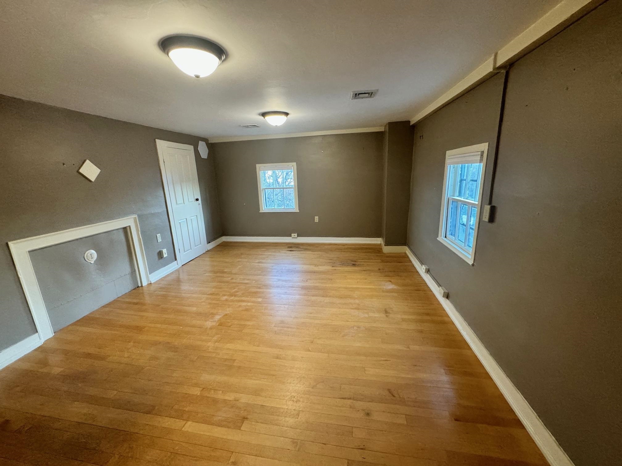 159 Middle Street Upton Hatfield Law Offices Property Photo 2