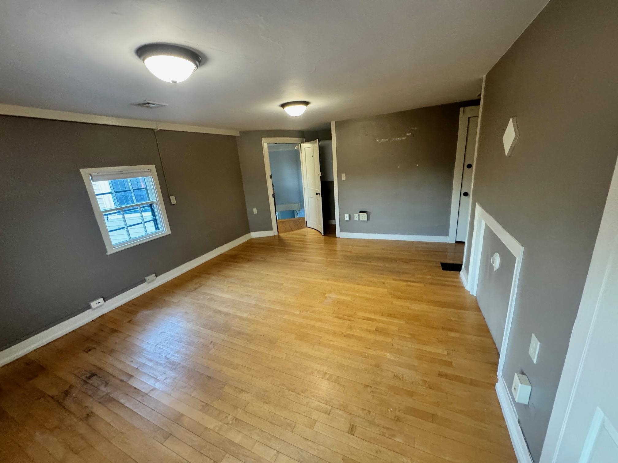 159 Middle Street Upton Hatfield Law Offices Property Photo 3