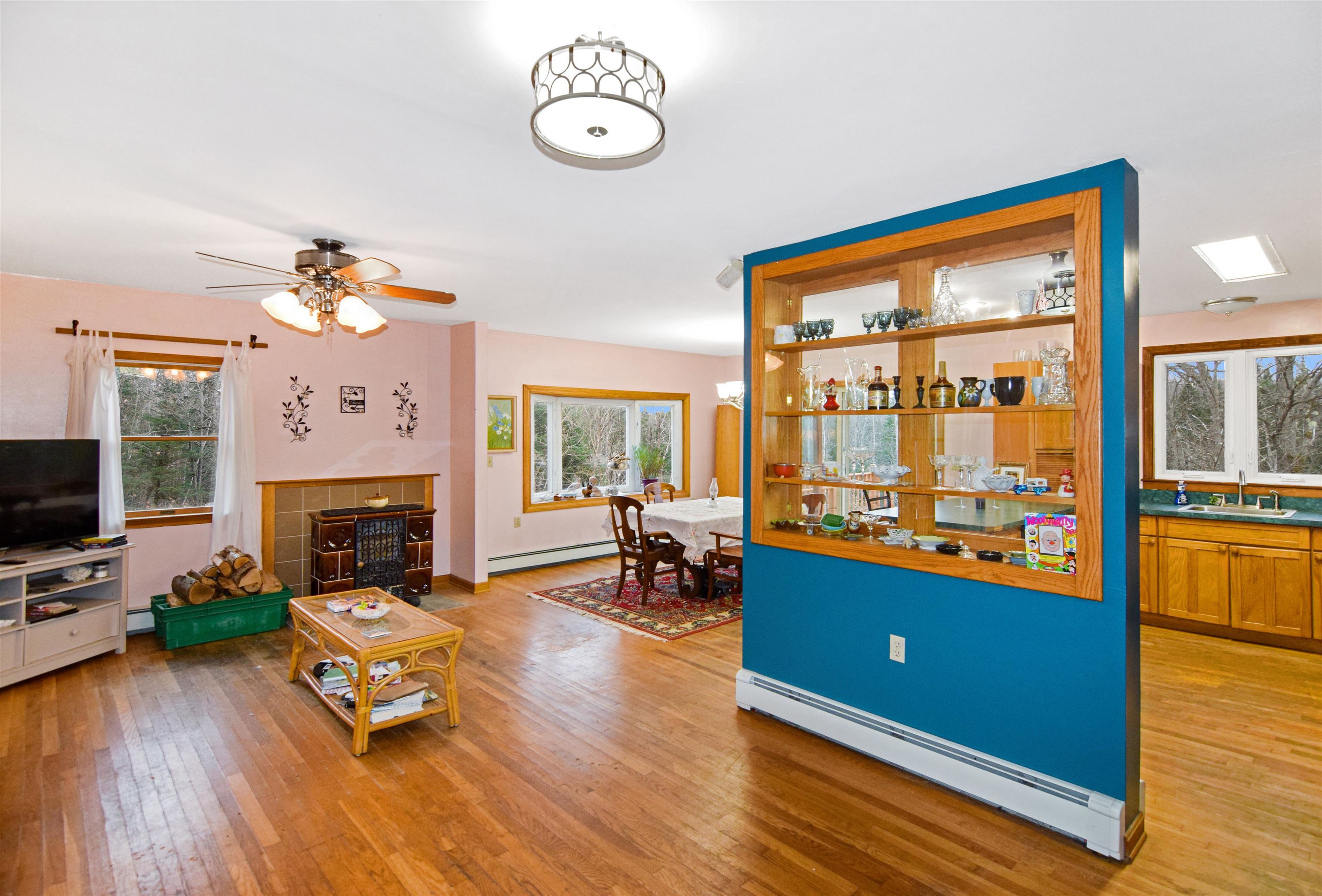 958 Faraway Road Property Photo 4