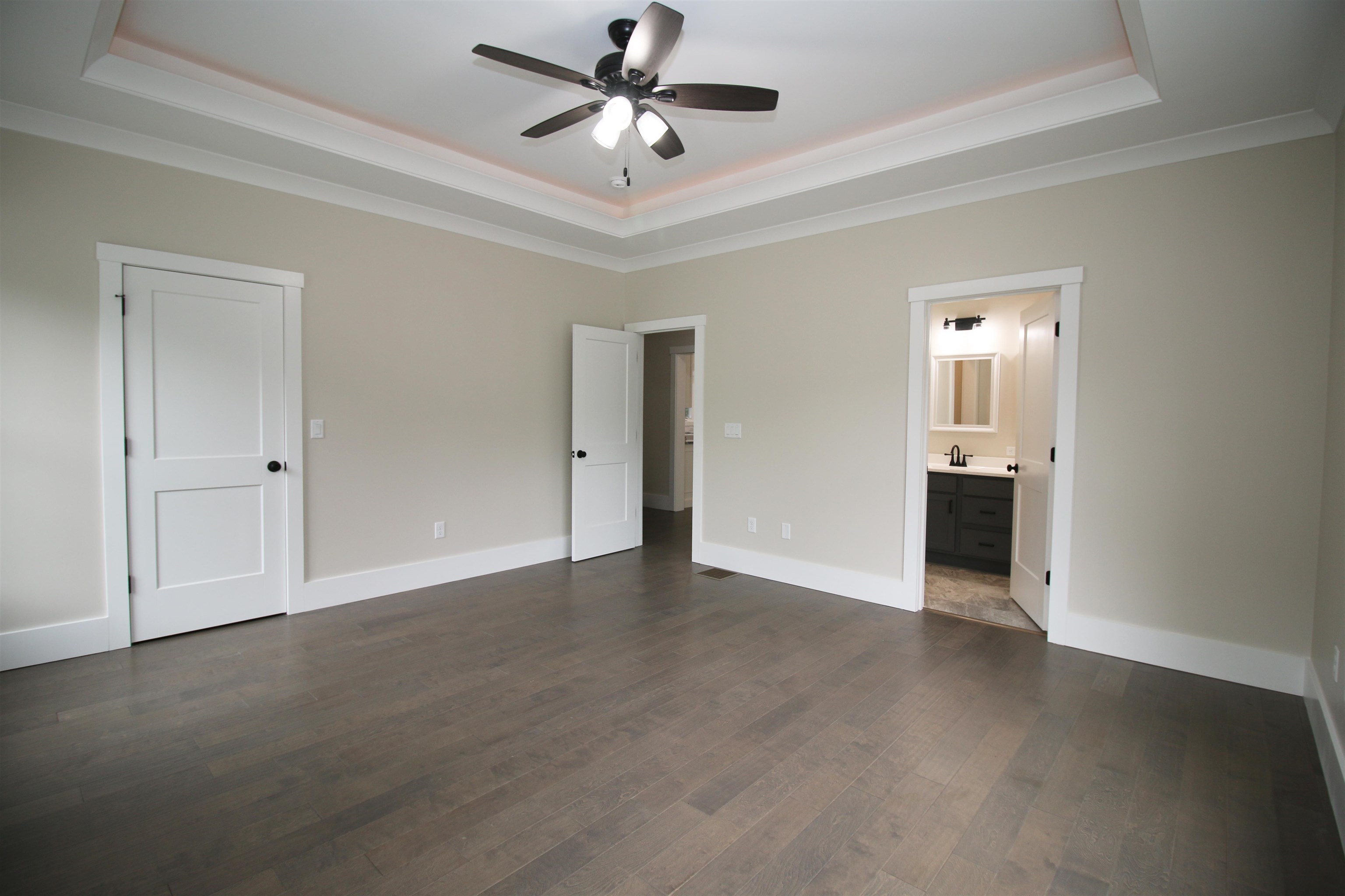 424 Grady Lane 35 Property Photo 13