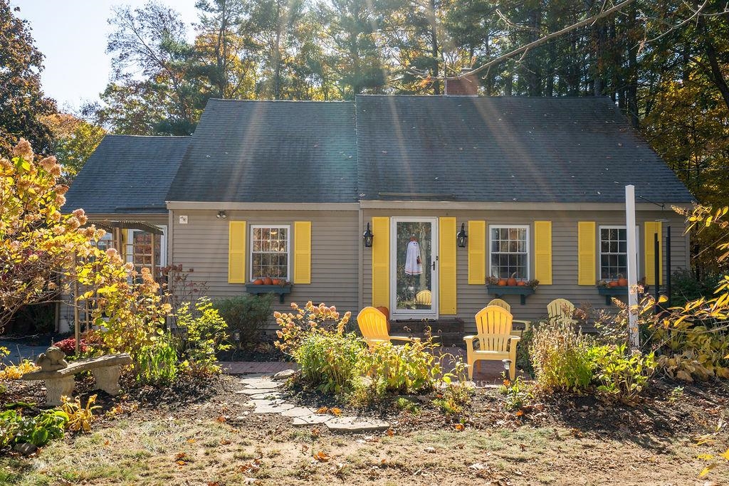 64 Tolend Road Property Photo 1