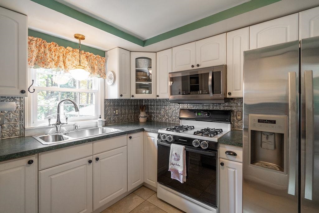 64 Tolend Road Property Photo 15