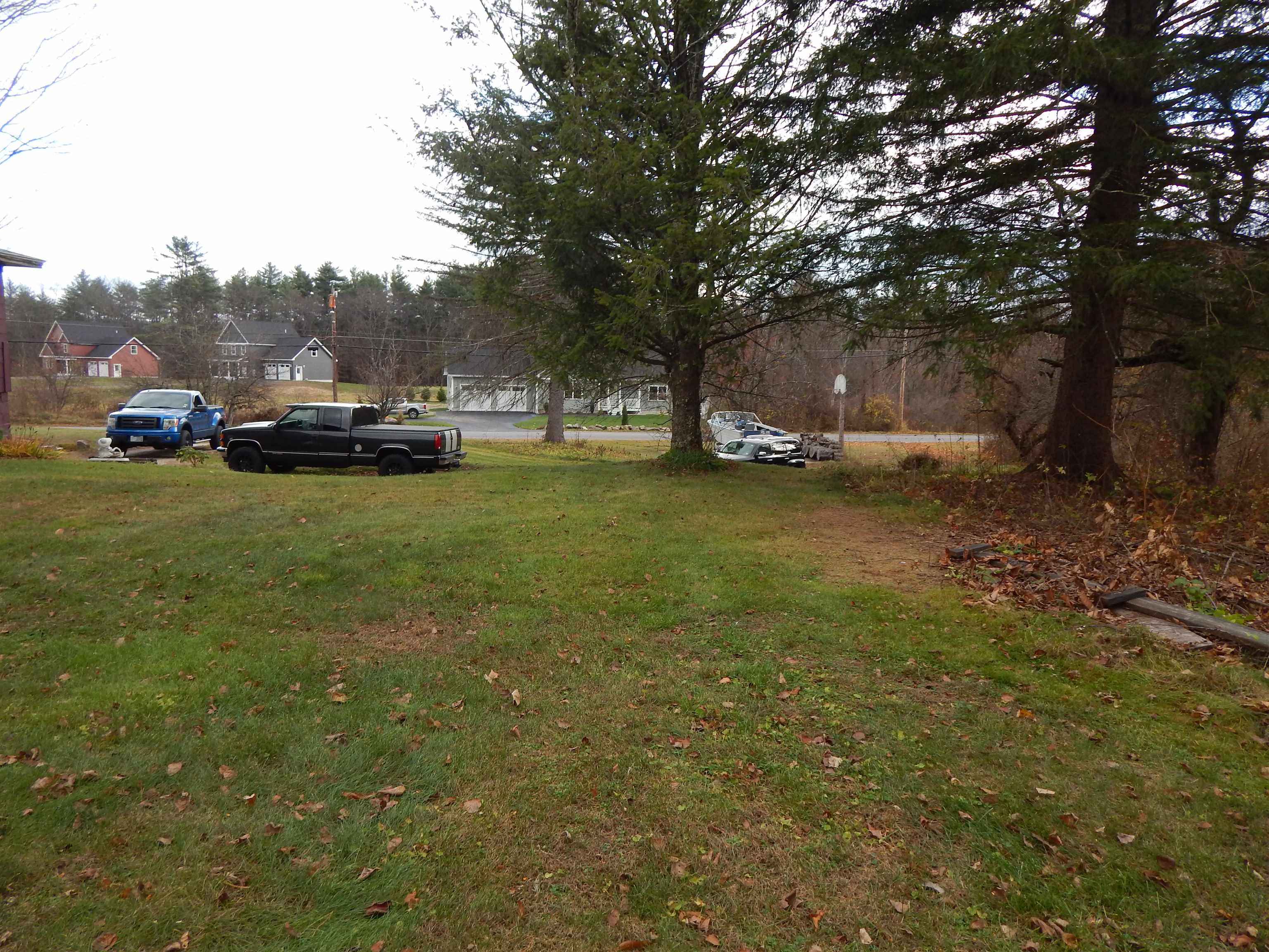 455 Josiah Bartlett Road Property Photo 3