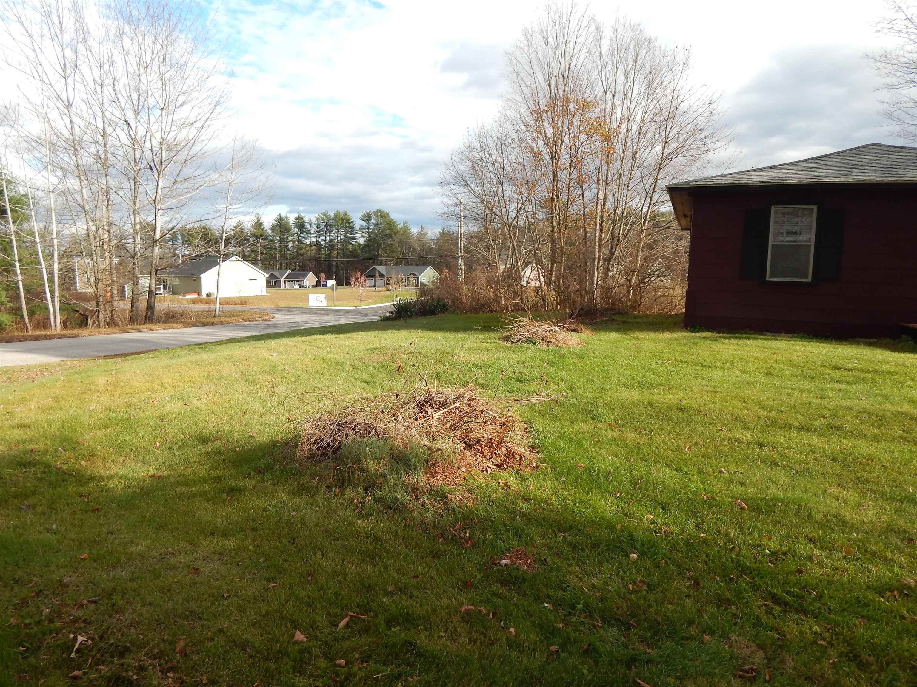 455 Josiah Bartlett Road Property Photo 7