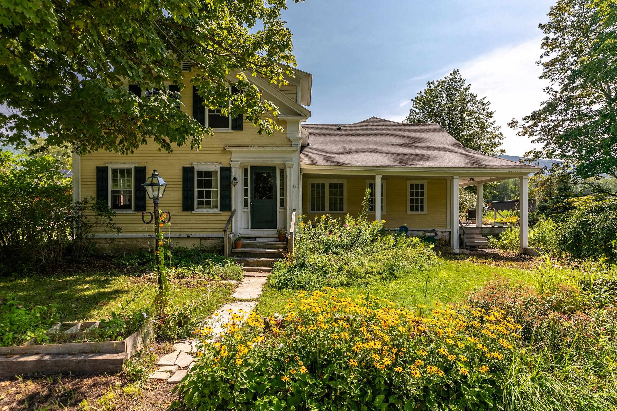 120 Village Street Property Photo 1