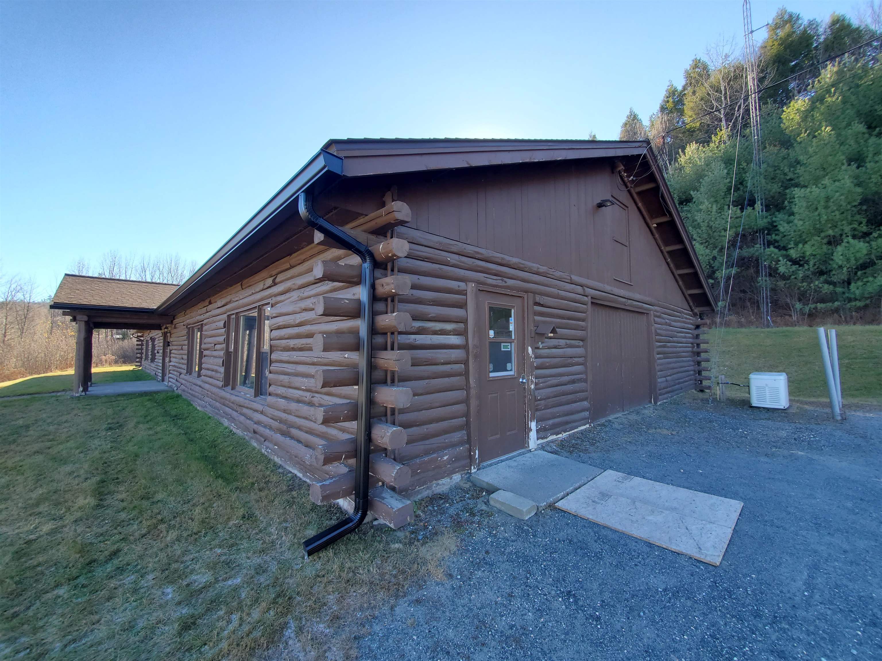25 Hathorn Drive Property Photo 3