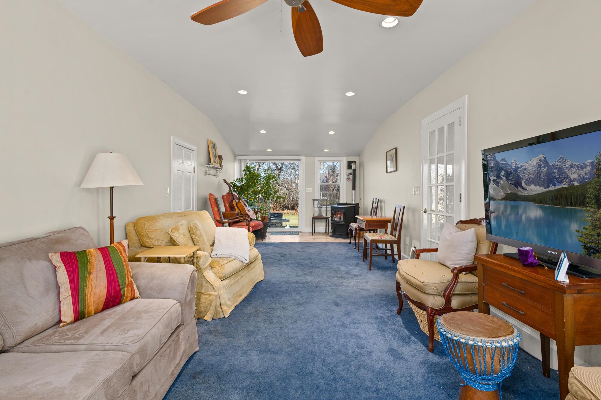 8 Island Pond Road Property Photo 17