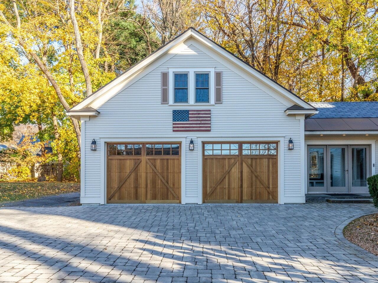 270 Shelburne Street Property Photo 46