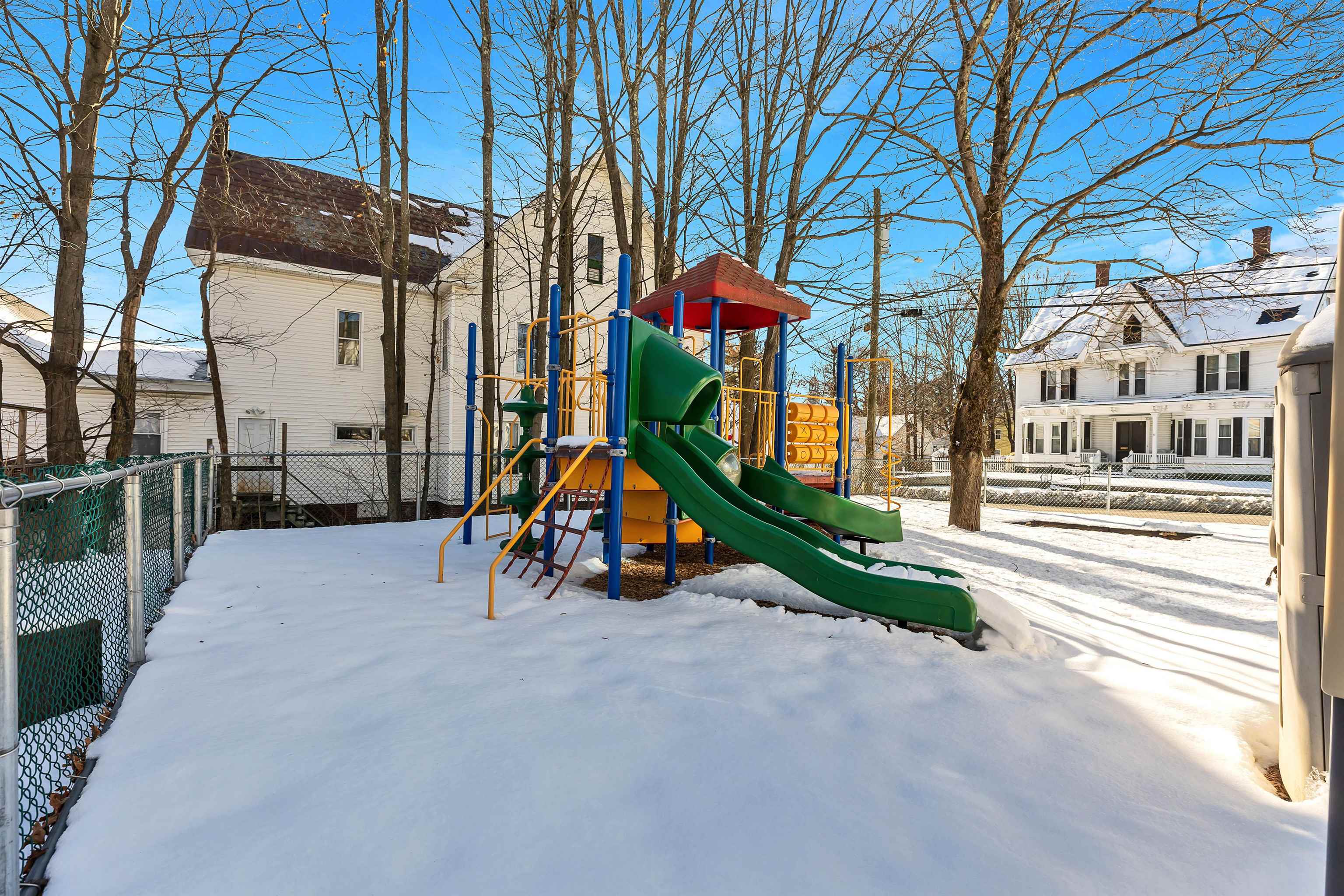 21 School Street Property Photo 4