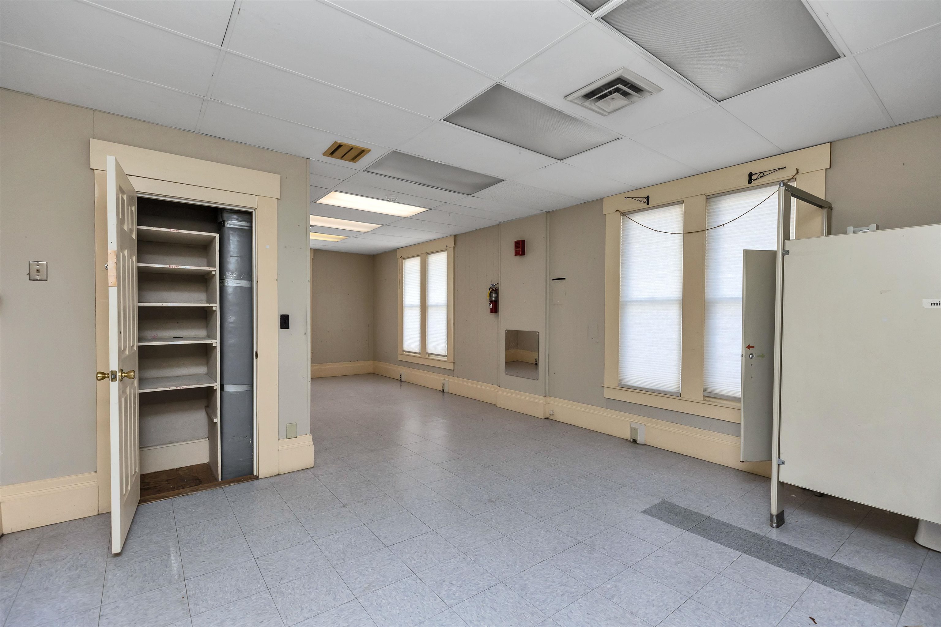 21 School Street Property Photo 7
