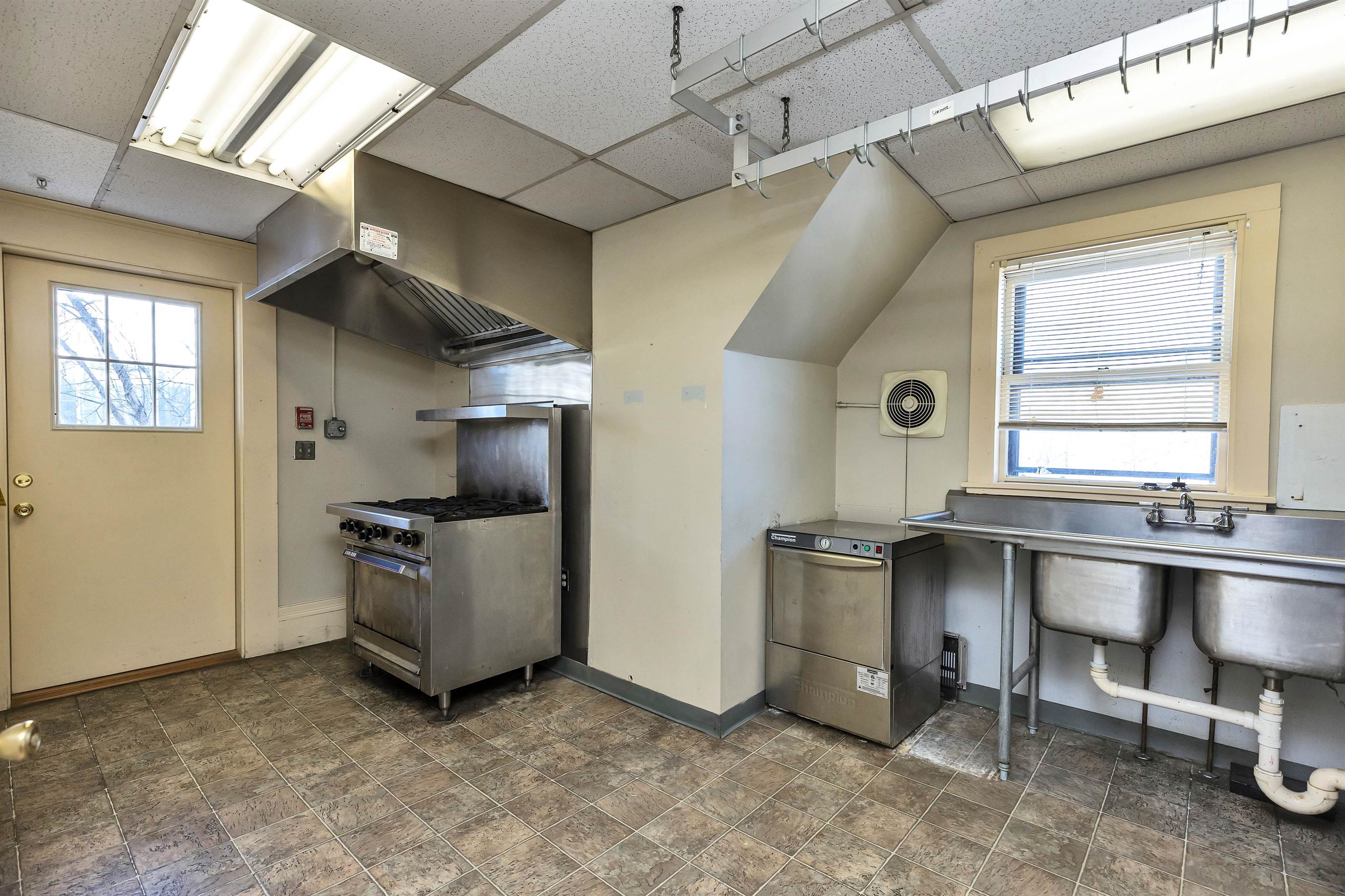 21 School Street Property Photo 8
