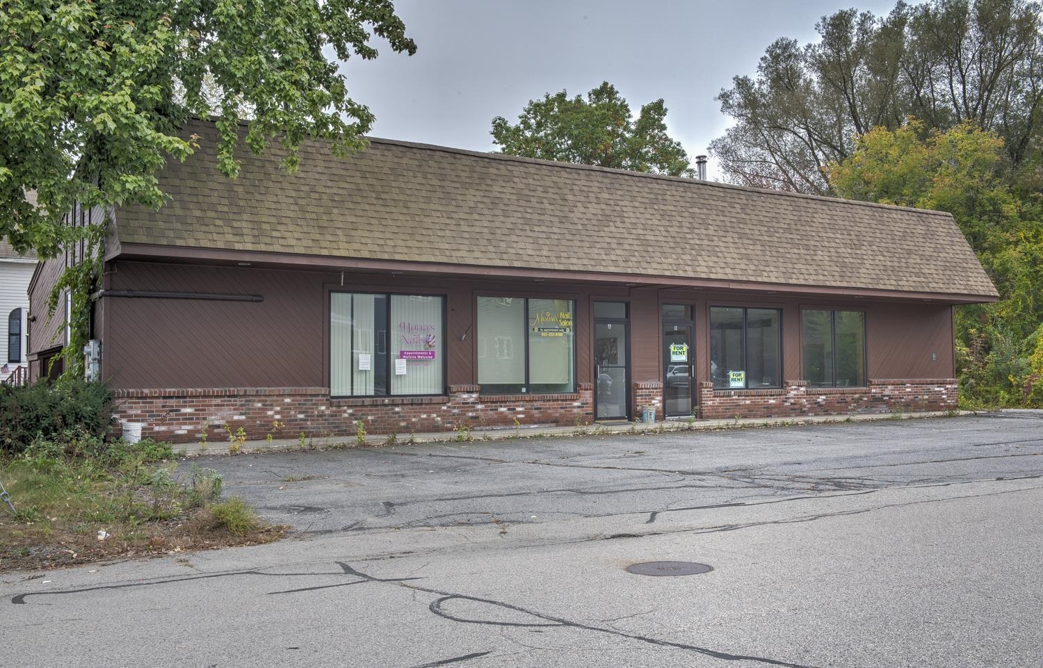 421 Winchester Street Property Photo 2