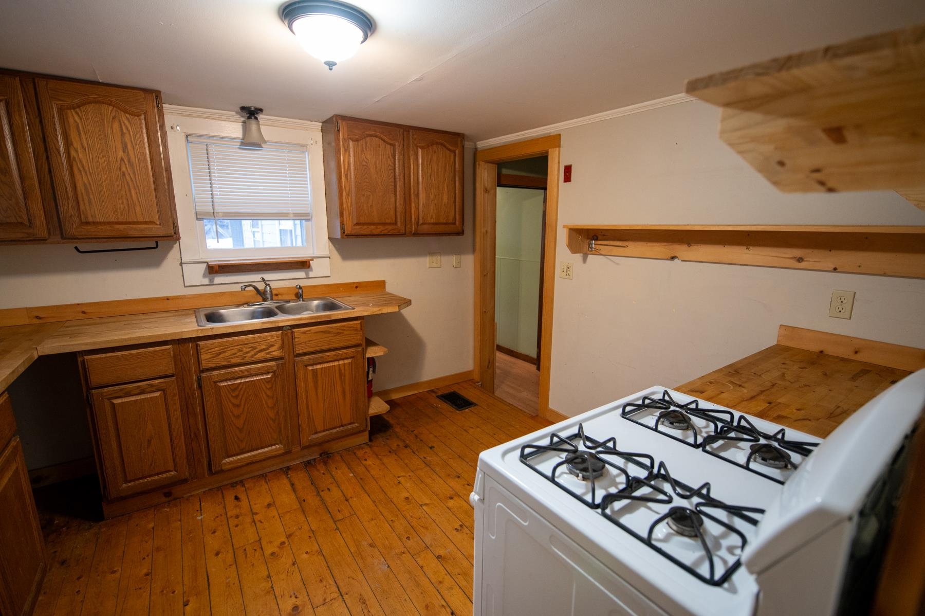 1614 Burbee Pond Road Property Photo 7