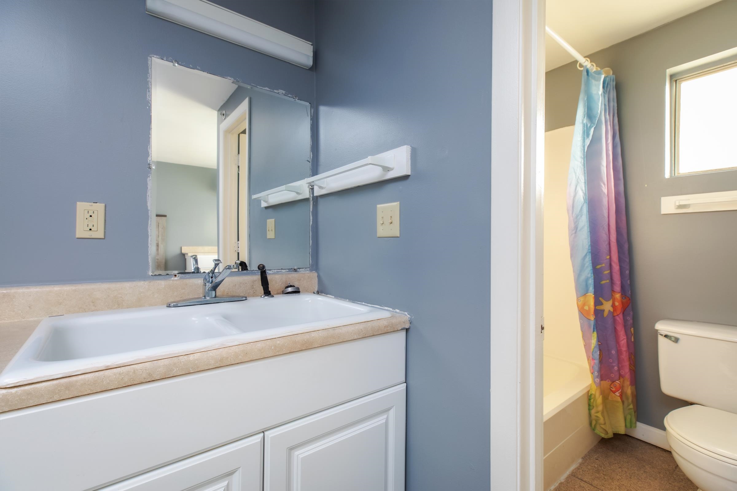 198 Ashworth Avenue Property Photo 25