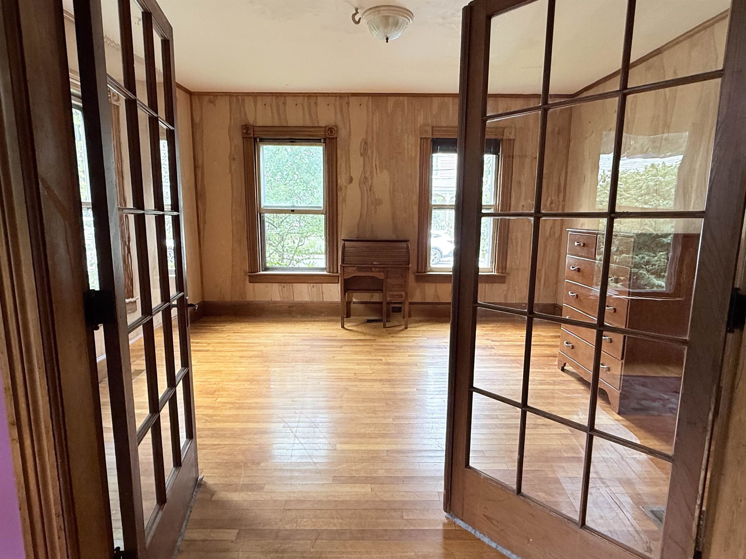 16 Washington Street Property Photo 11