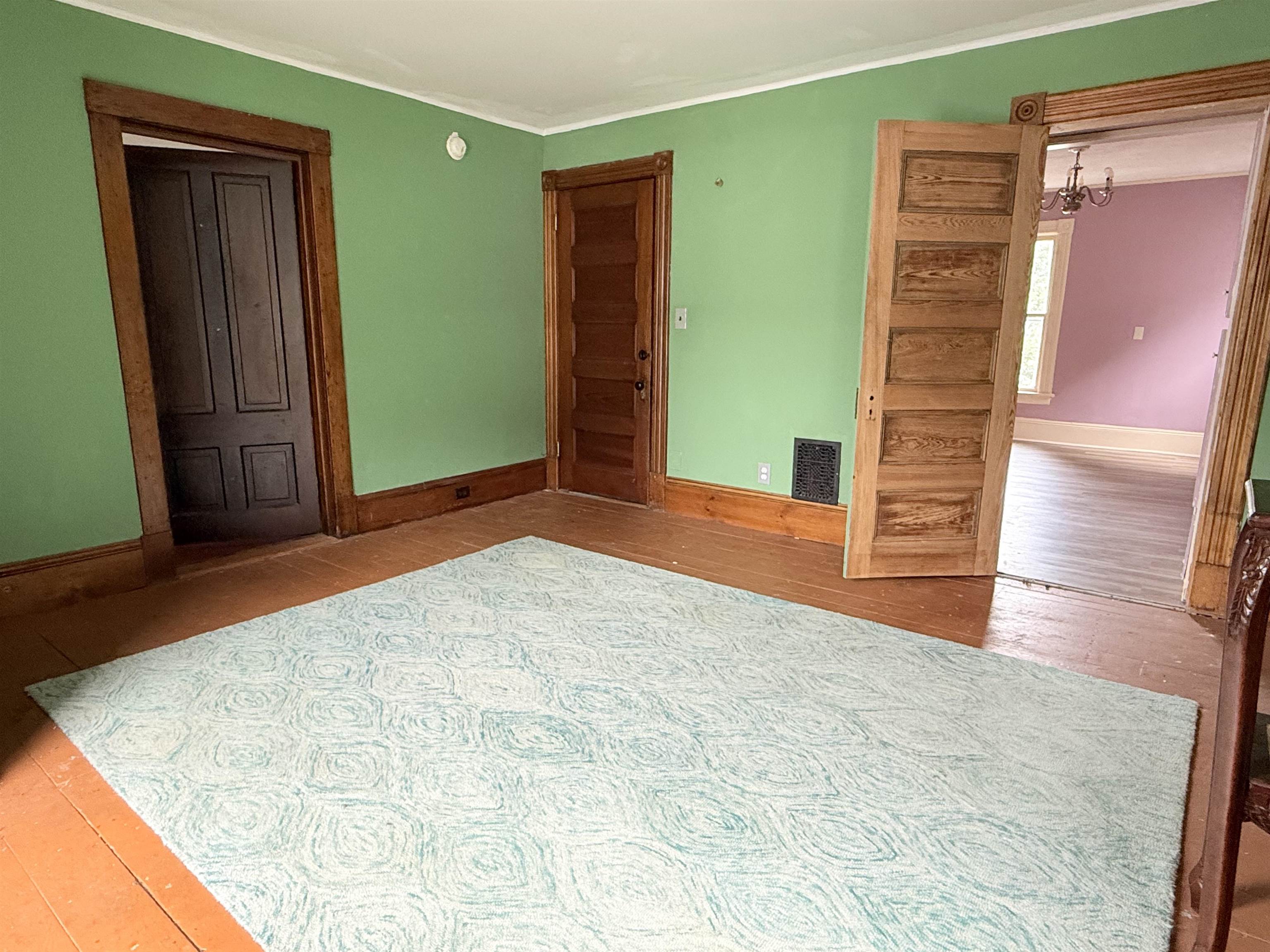 16 Washington Street Property Photo 22