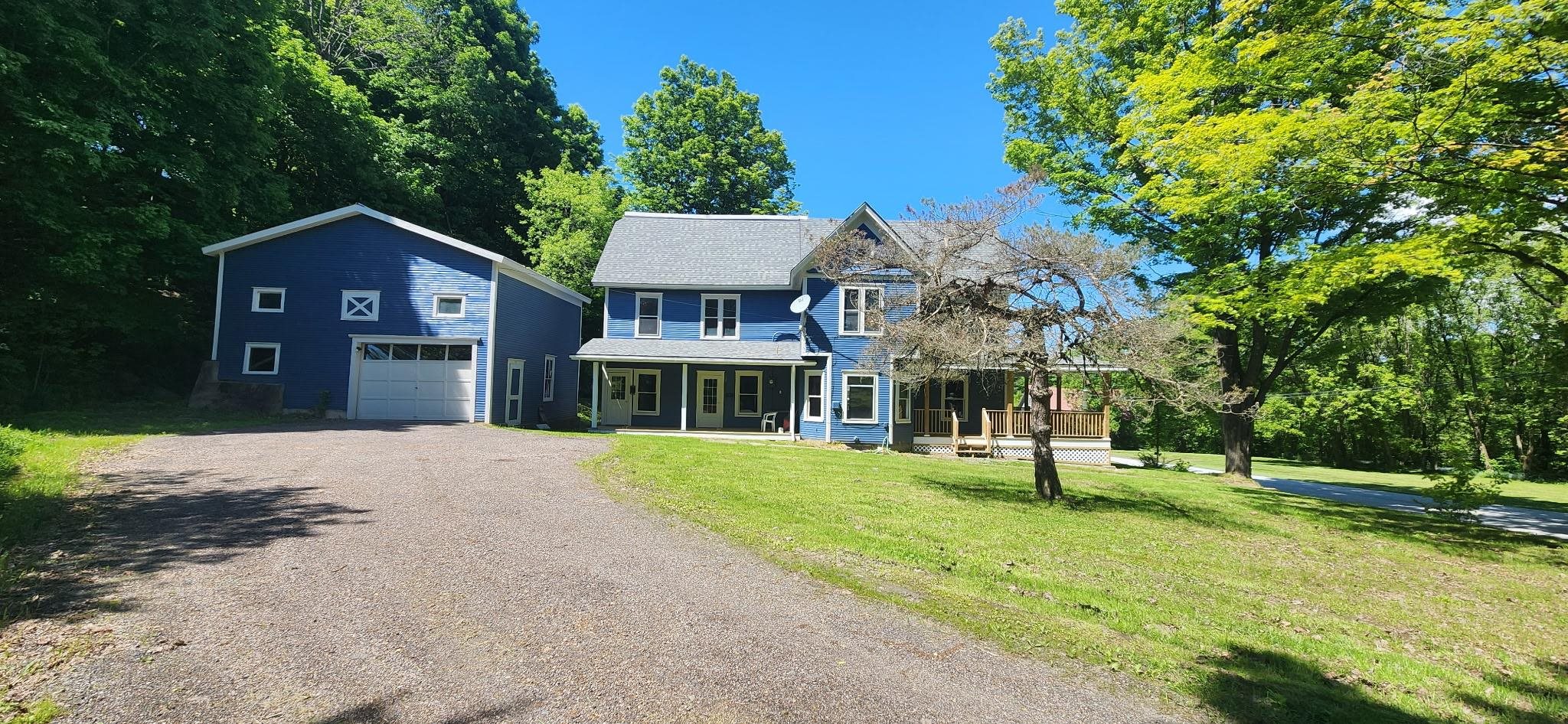 76 Center Street Property Photo 1
