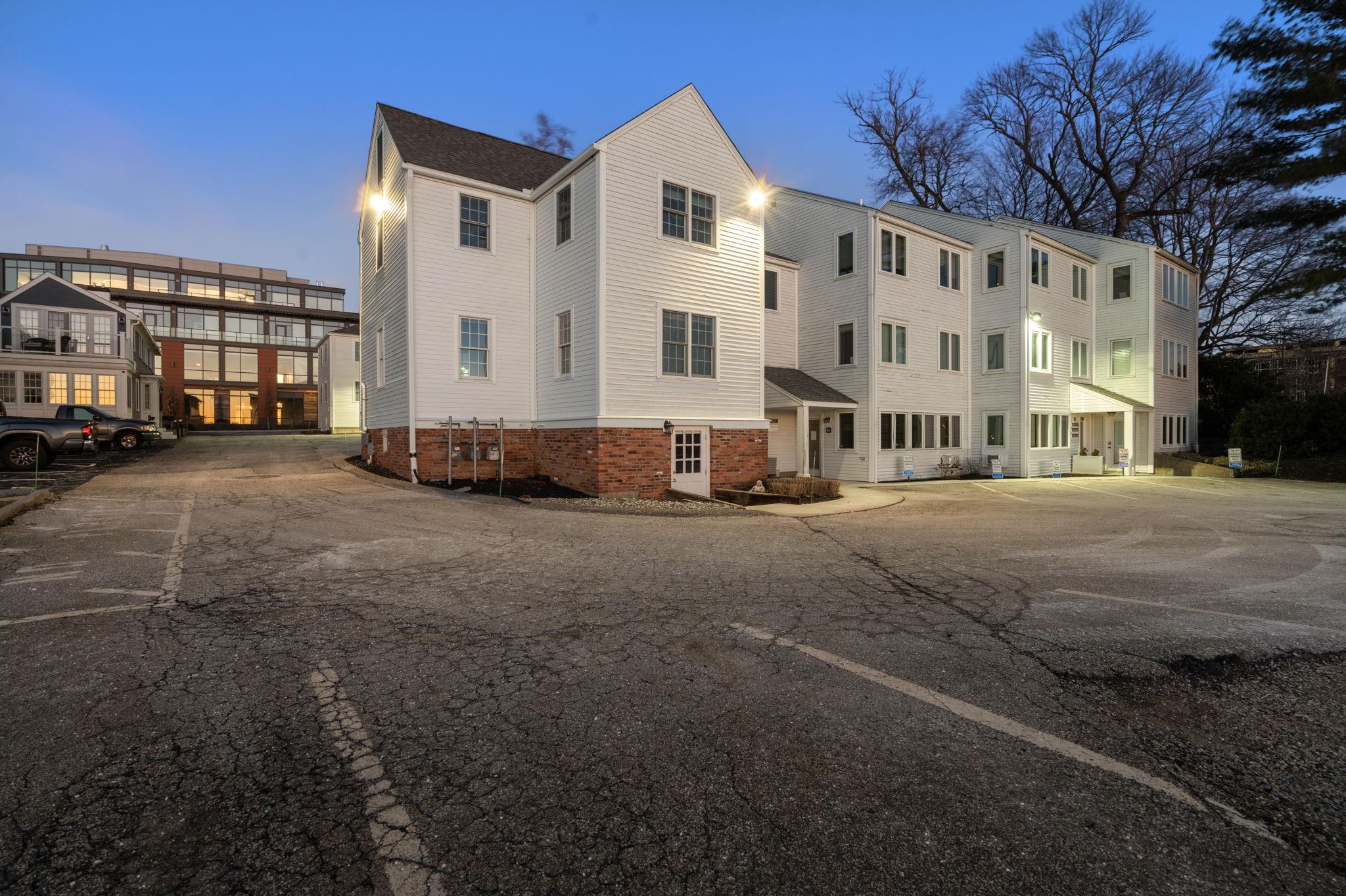 118a Maplewood Avenue Unit A-1 Property Photo 6