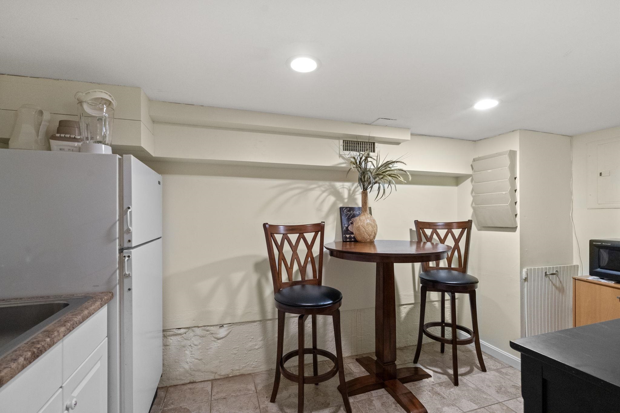 118a Maplewood Avenue Property Photo 35