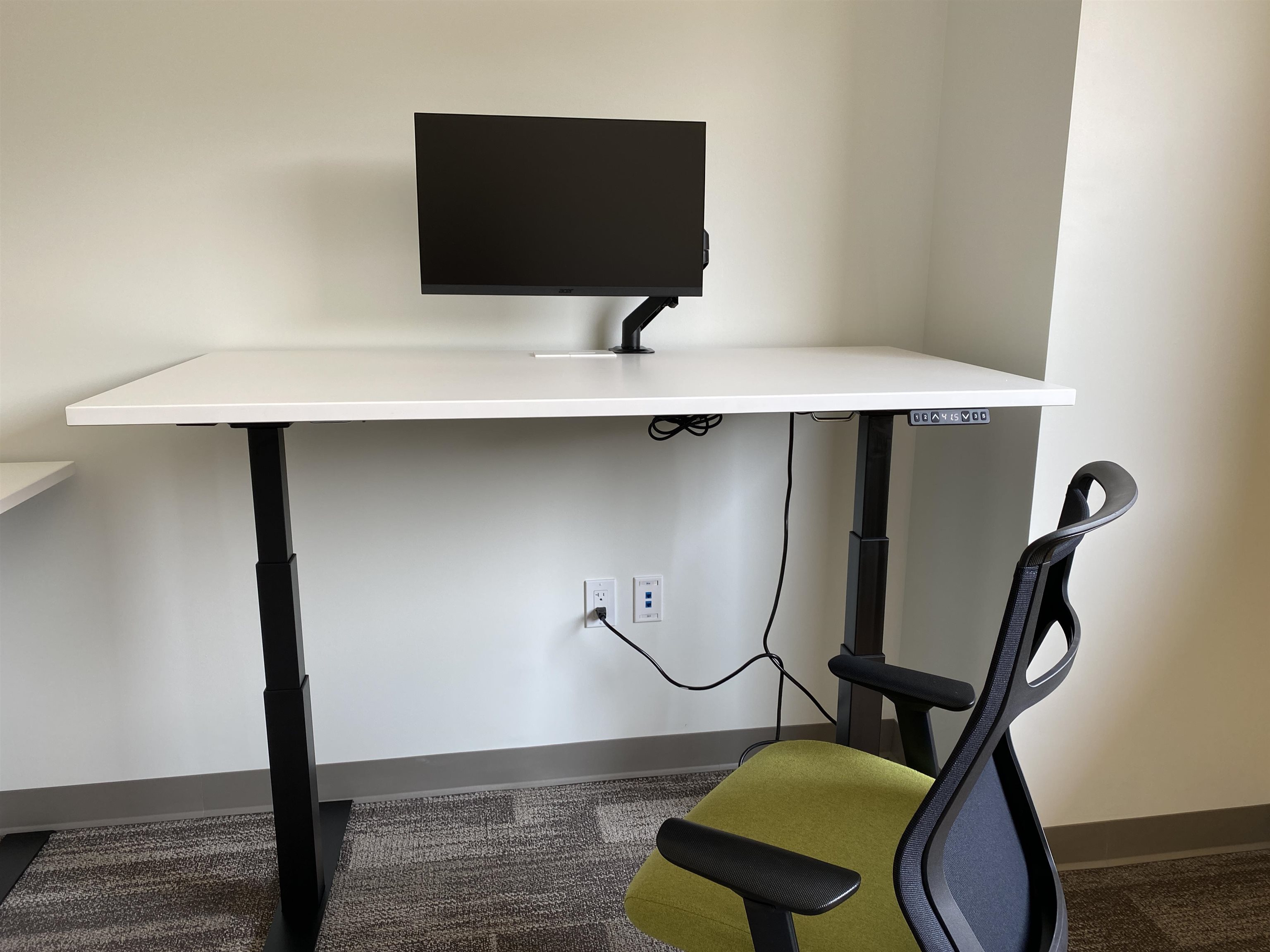409 Elm Street Dedicated Desk - Suite 2 Property Photo 10
