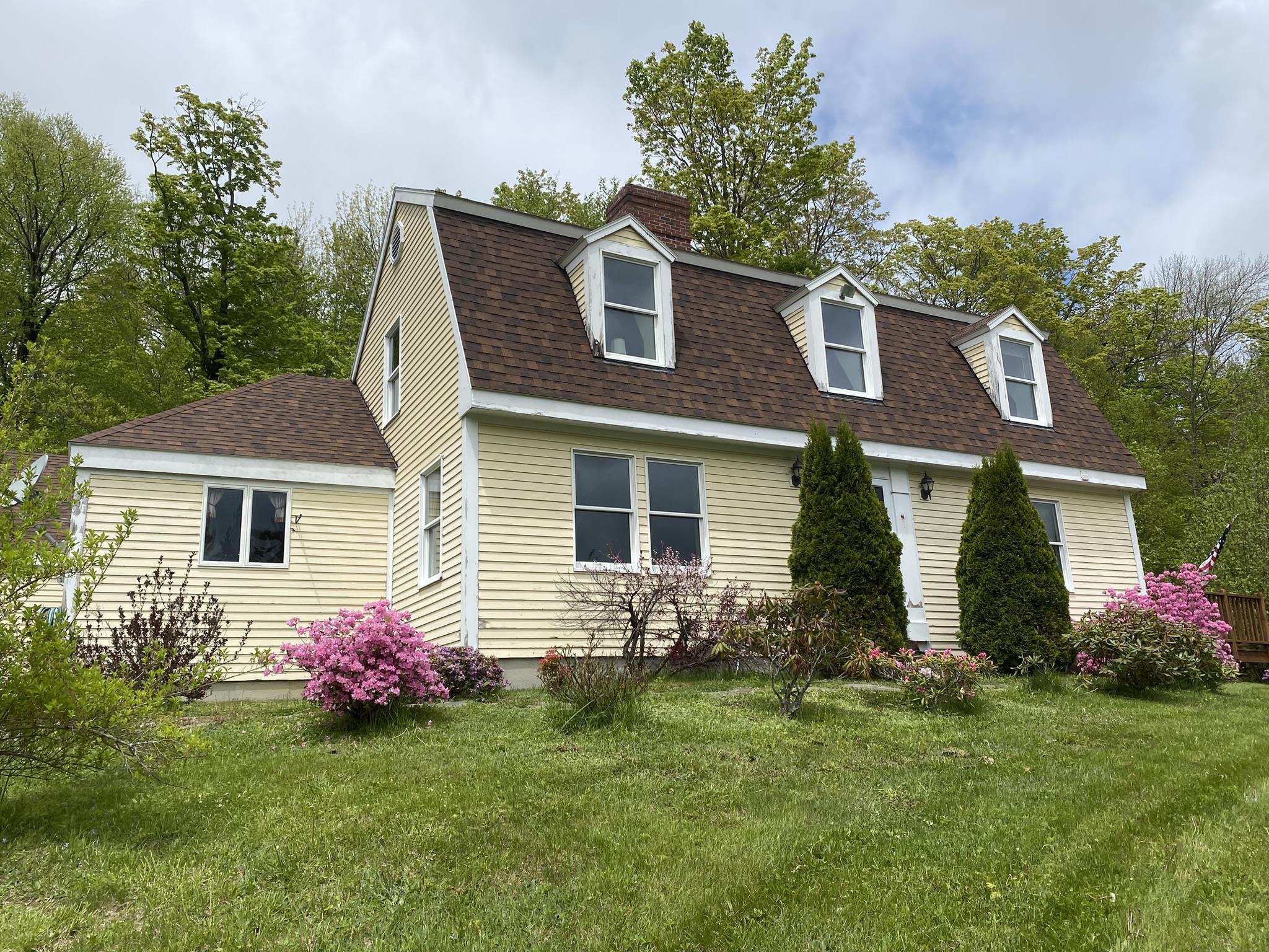 24 Antler Loop Property Photo 2