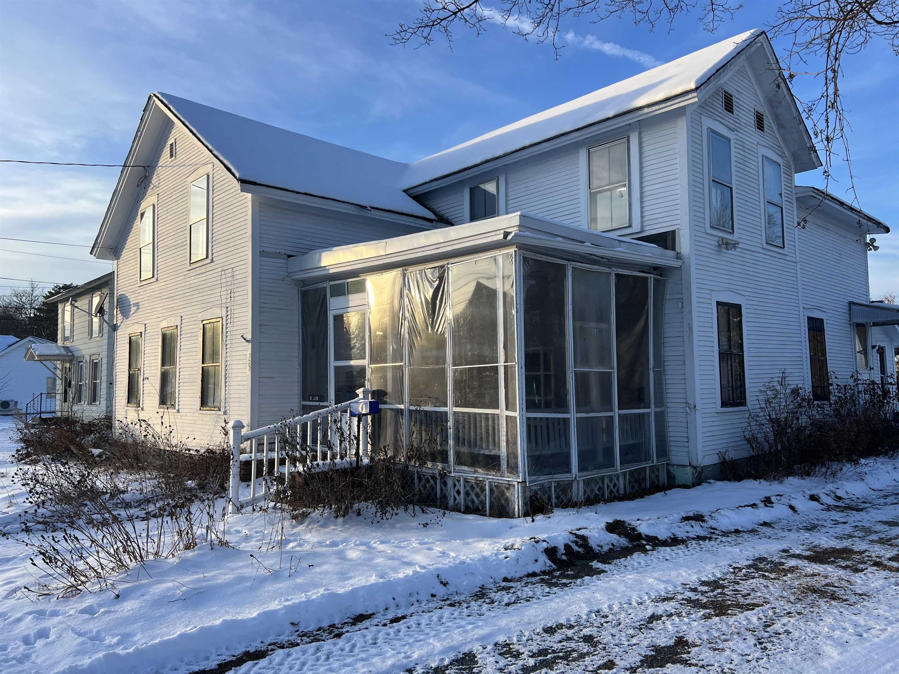 25 Second Street Property Photo