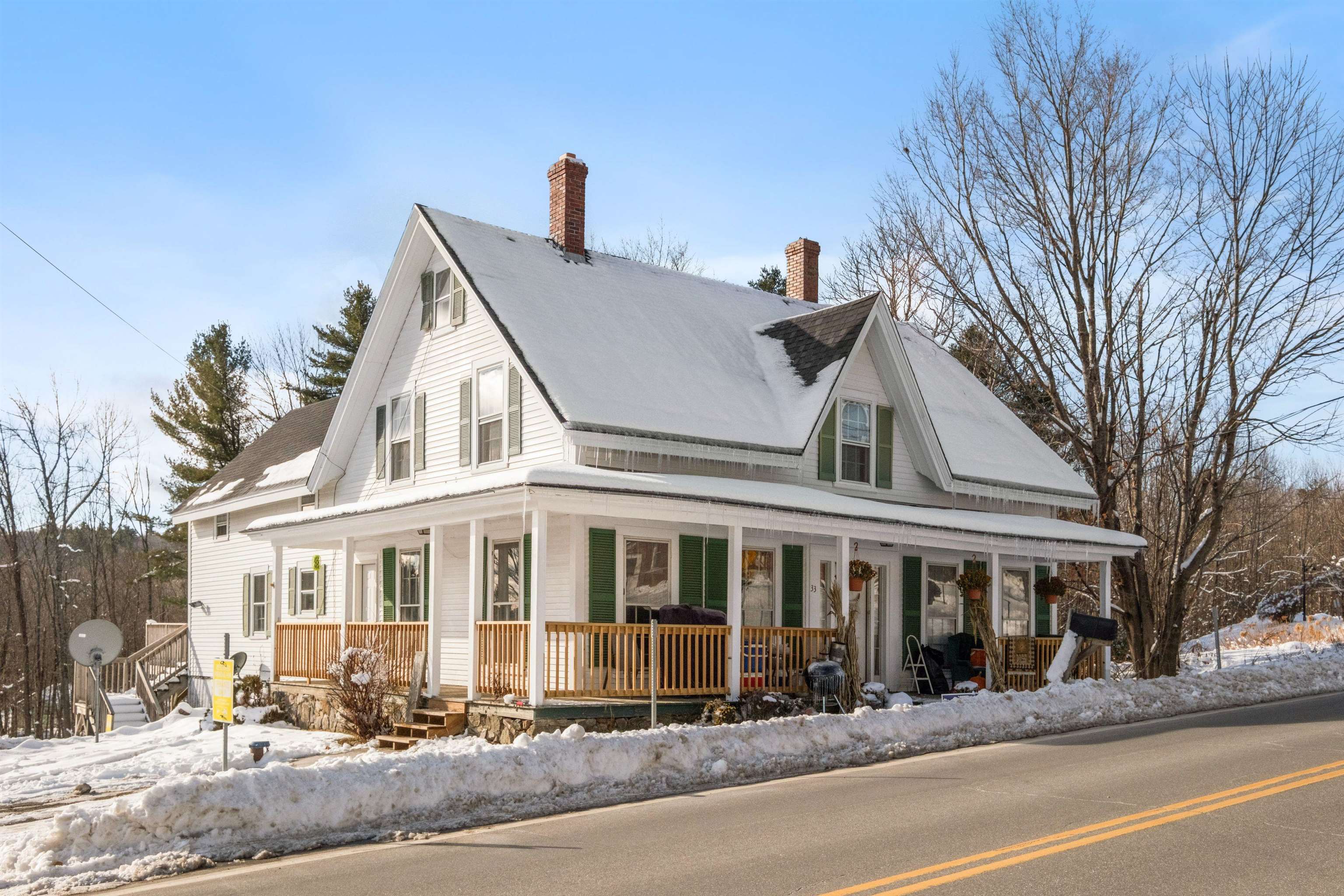 33 North Main Street Property Photo