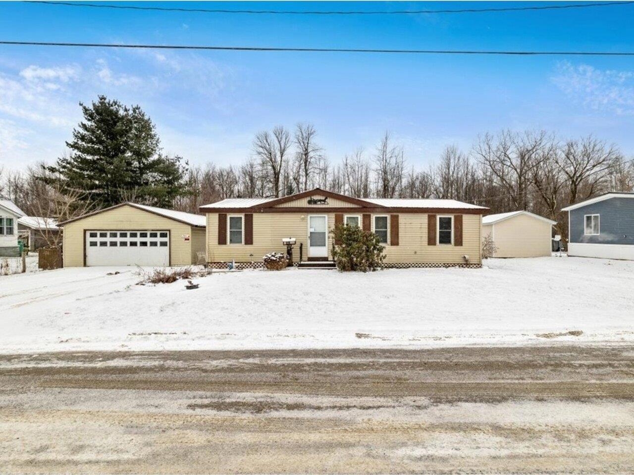 86 Vantine Avenue Property Photo