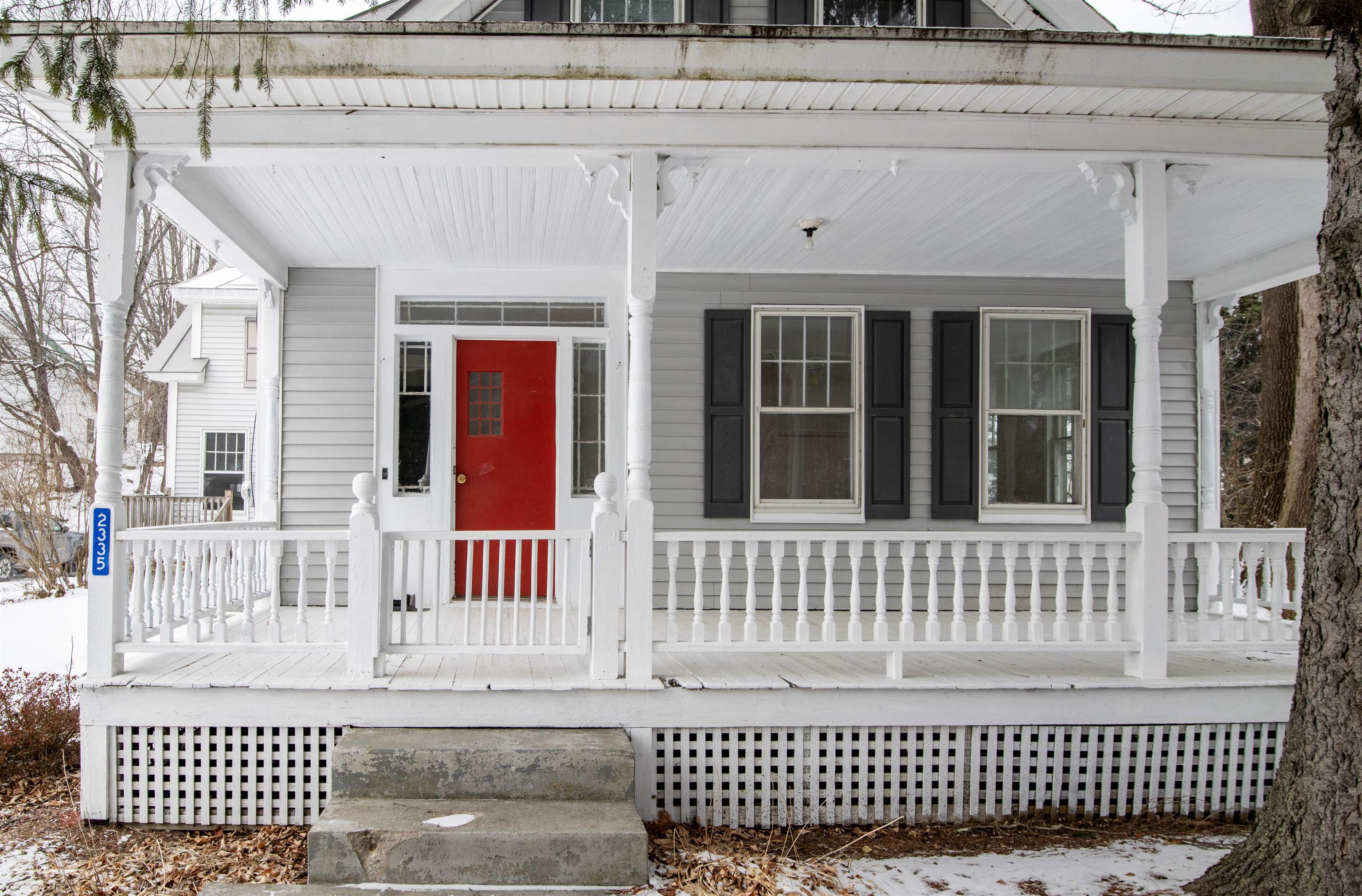 2335 Main Street Property Photo