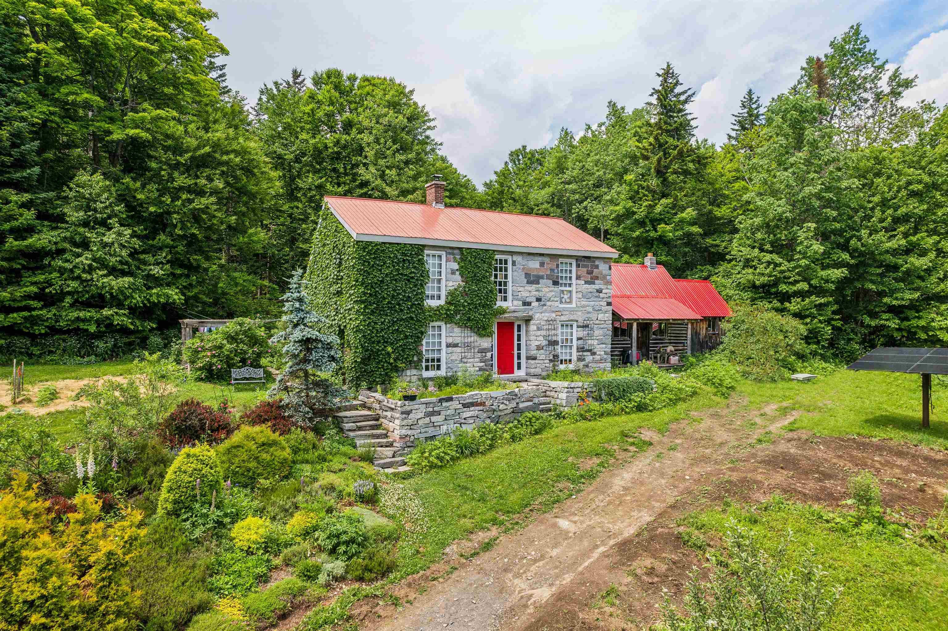 288 Scales Hill Road Property Photo