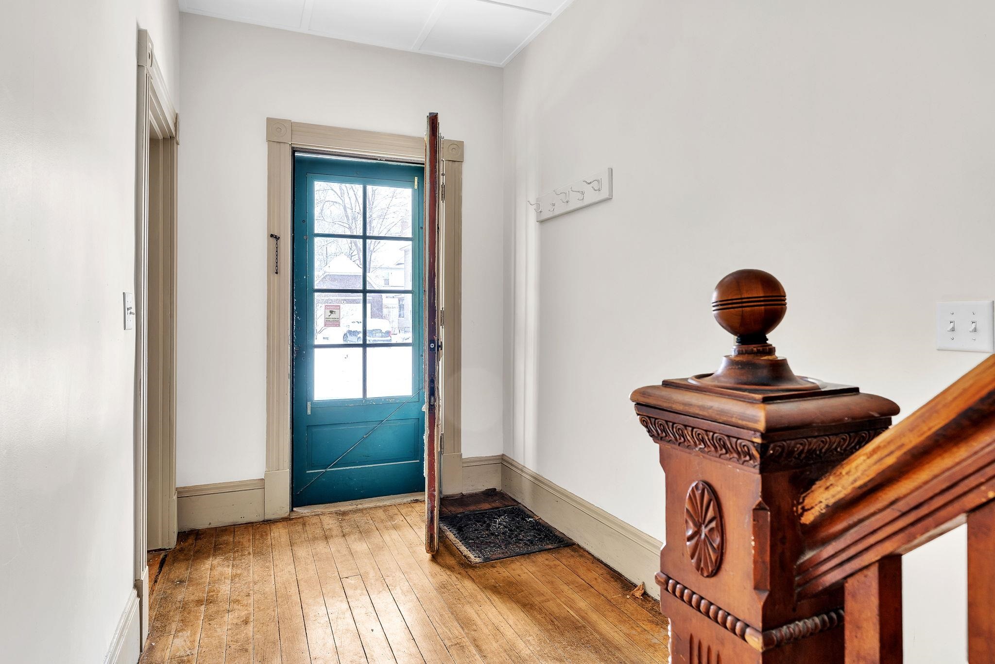 32 Jefferson Street Property Photo 3