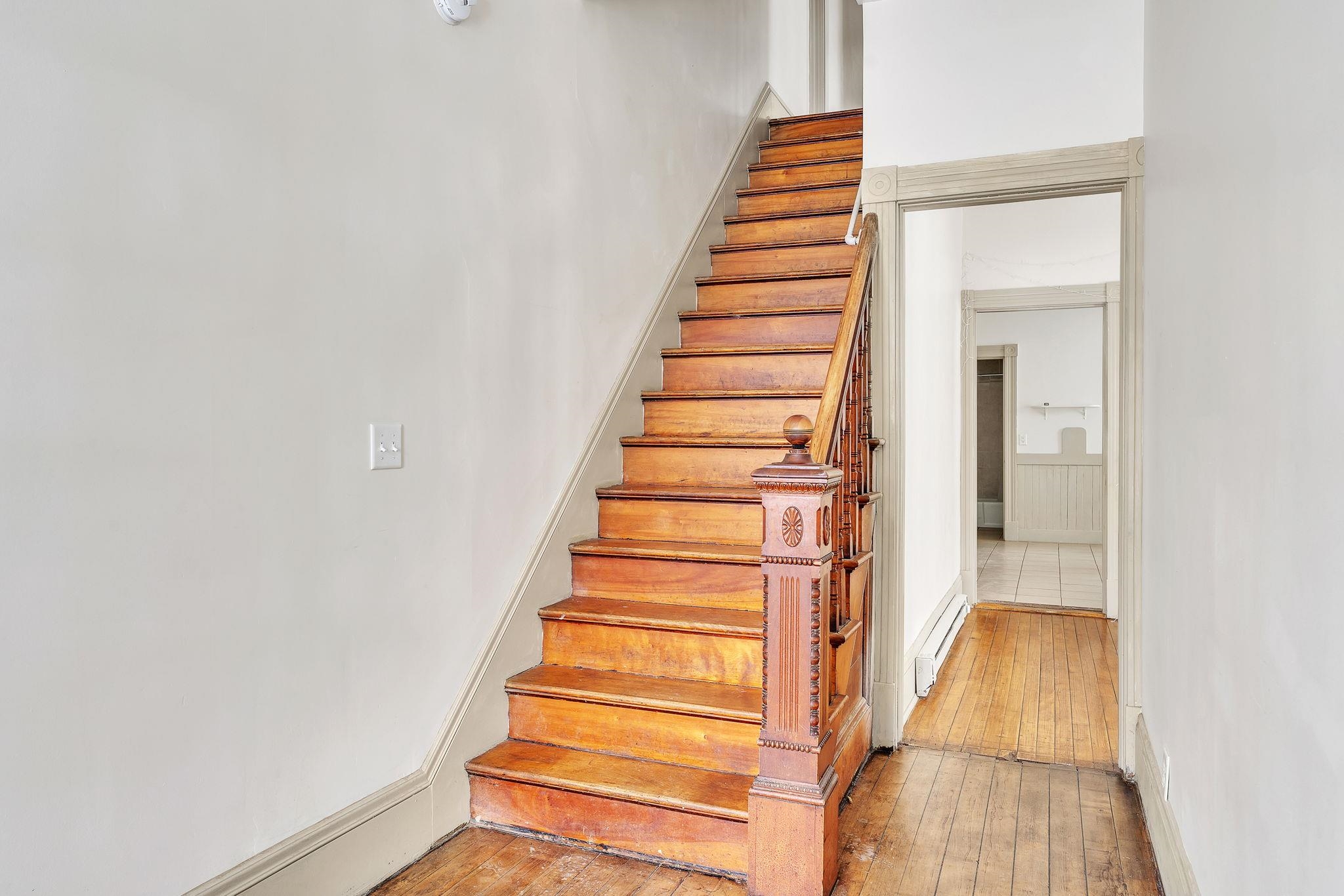 32 Jefferson Street Property Photo 4