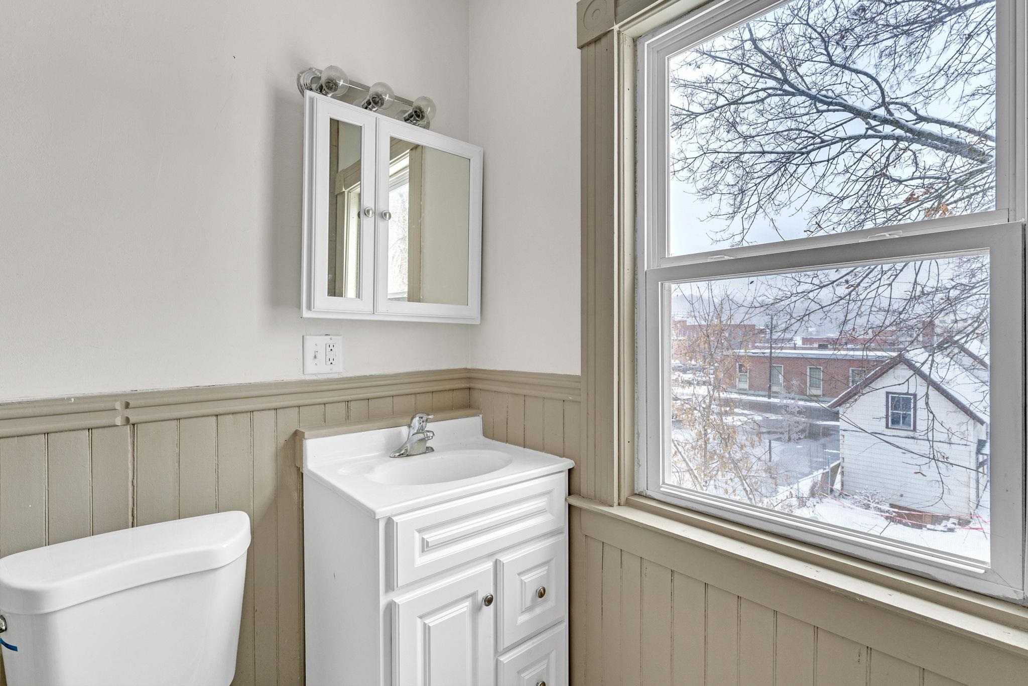 32 Jefferson Street Property Photo 12