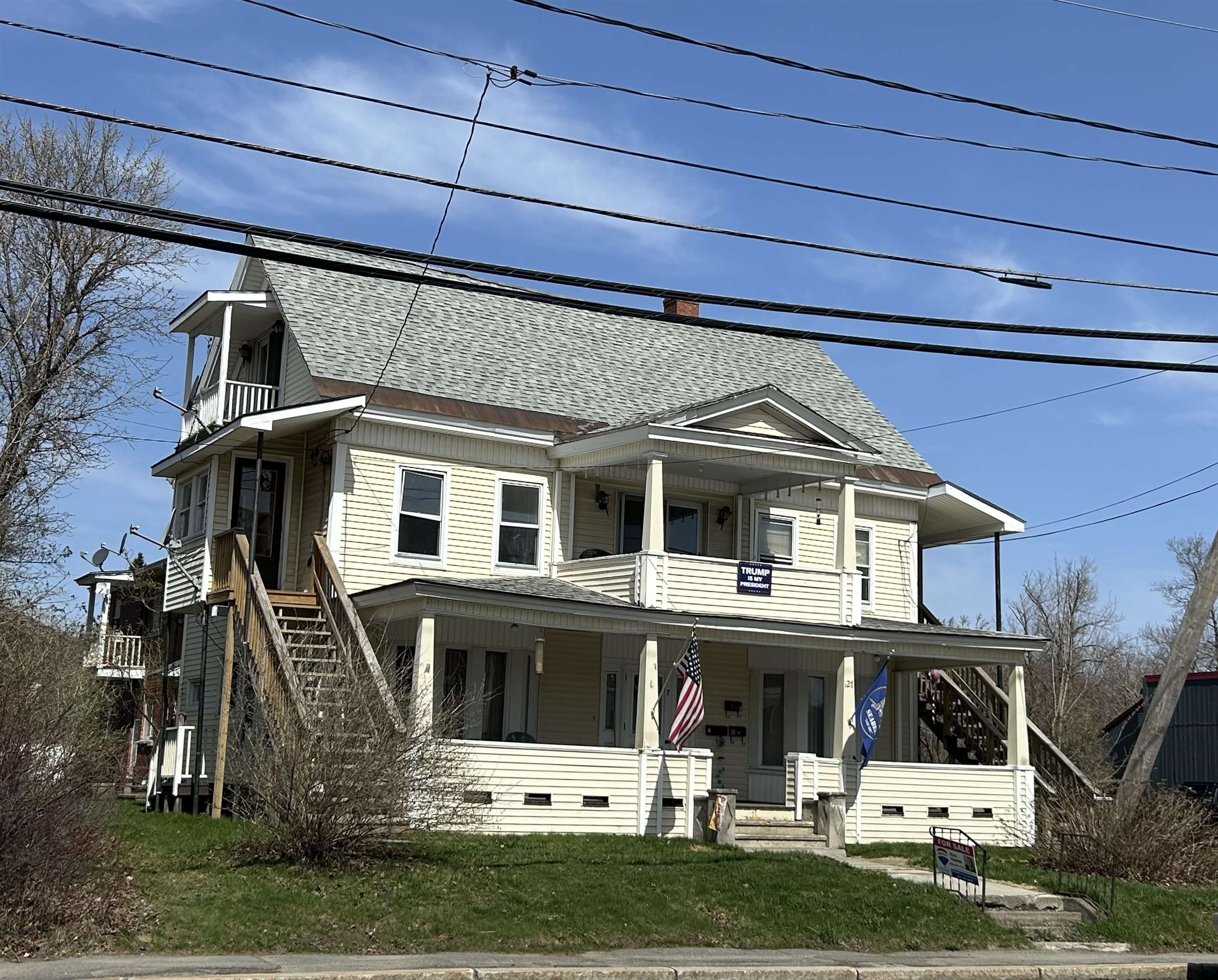 127 Main Street Property Photo