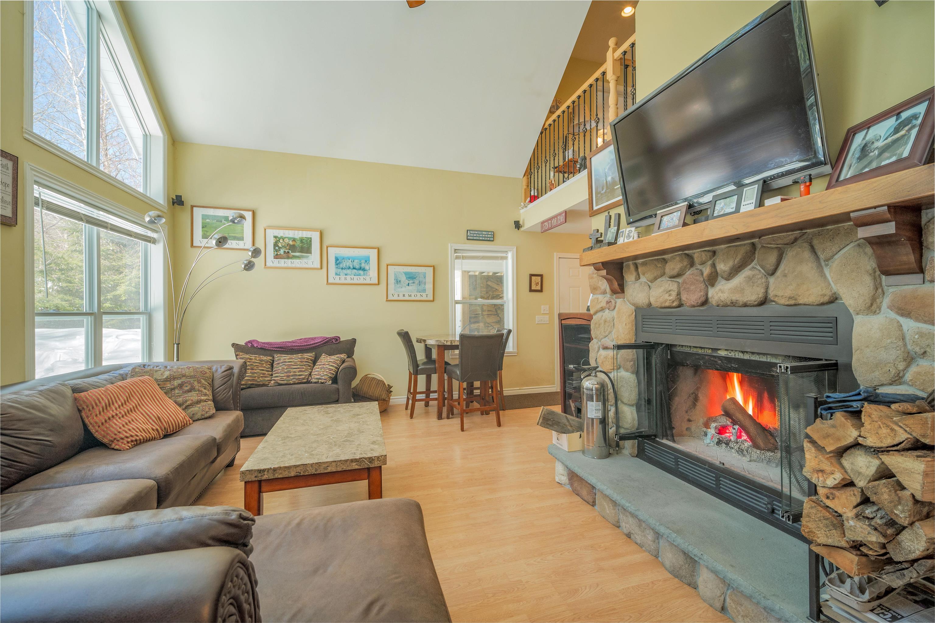 23 Joans Ridge Property Photo 11