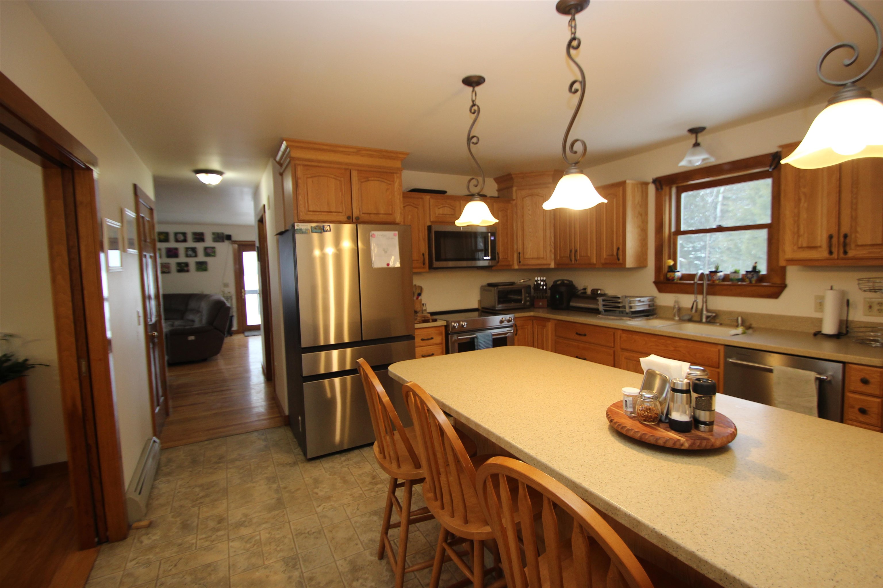 1585 Country Club Road Property Photo 4