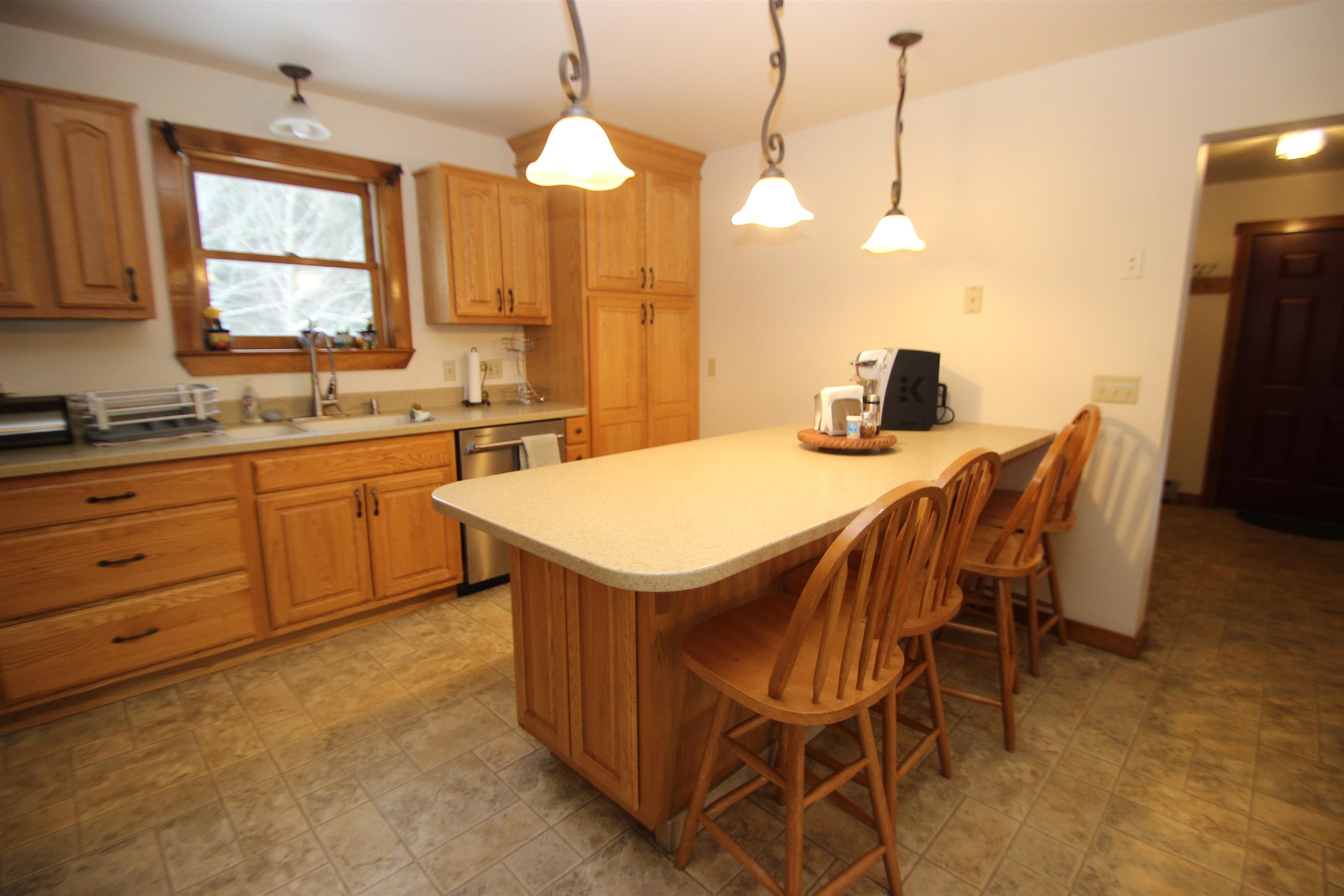 1585 Country Club Road Property Photo 5